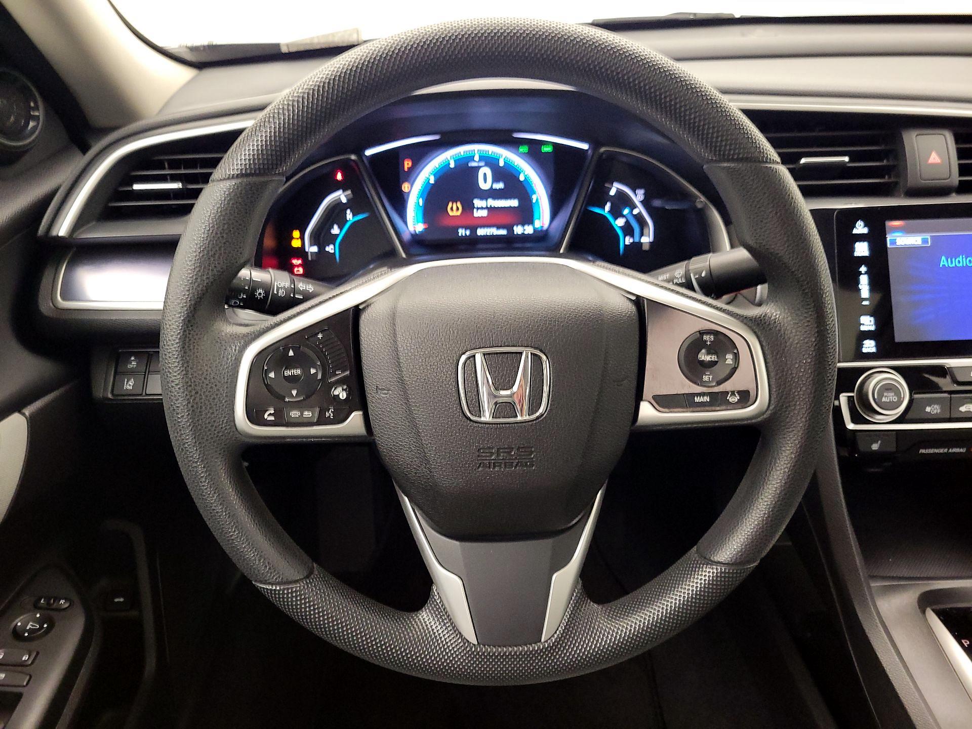 Thumbnail: 2016 Honda Civic - 10