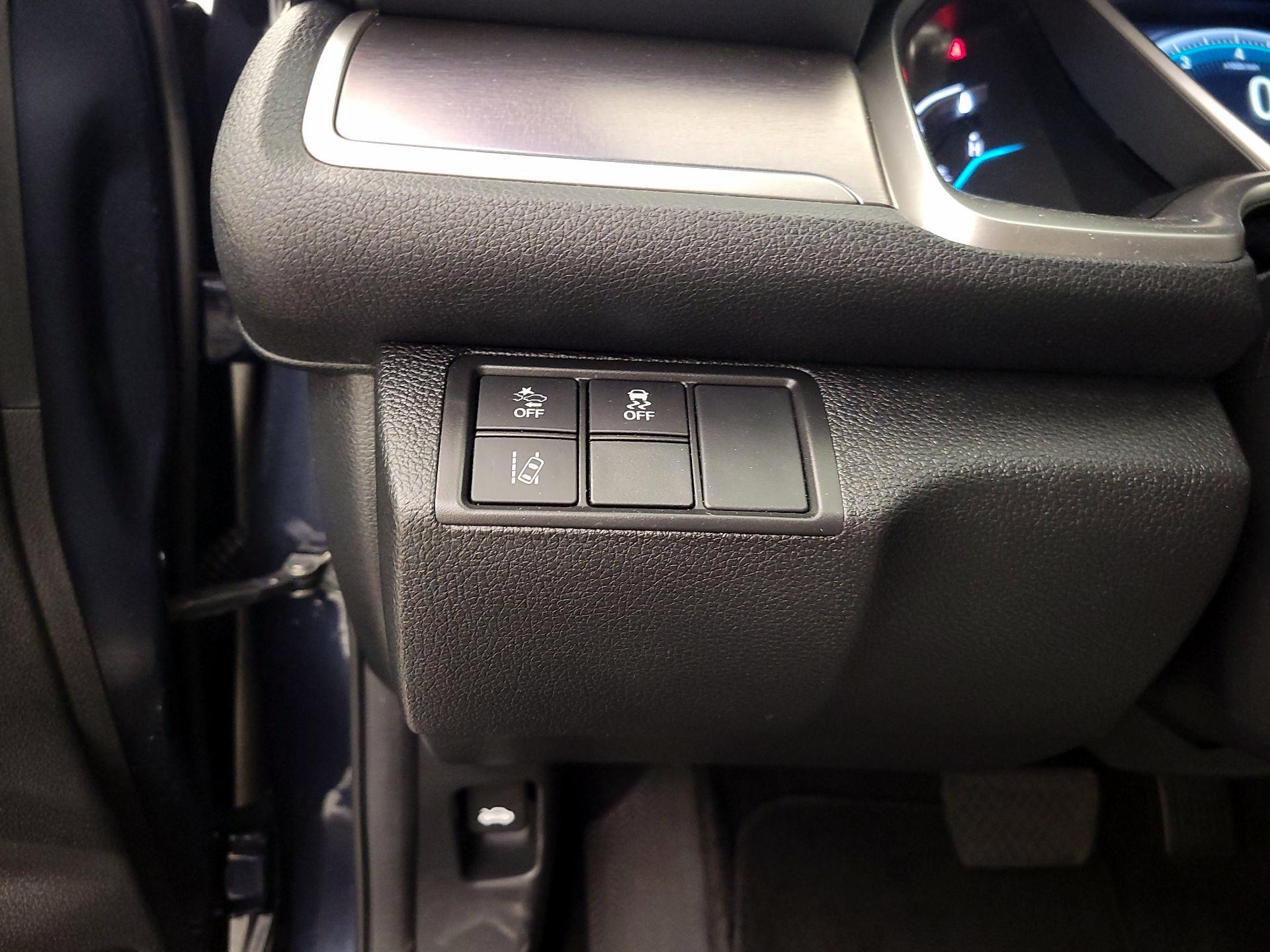 Thumbnail: 2016 Honda Civic - 13