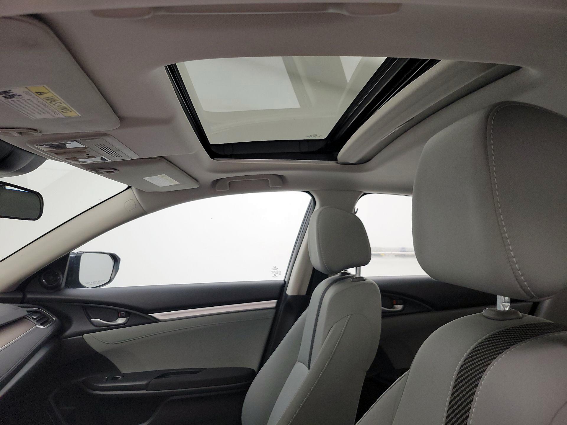 Thumbnail: 2016 Honda Civic - 19