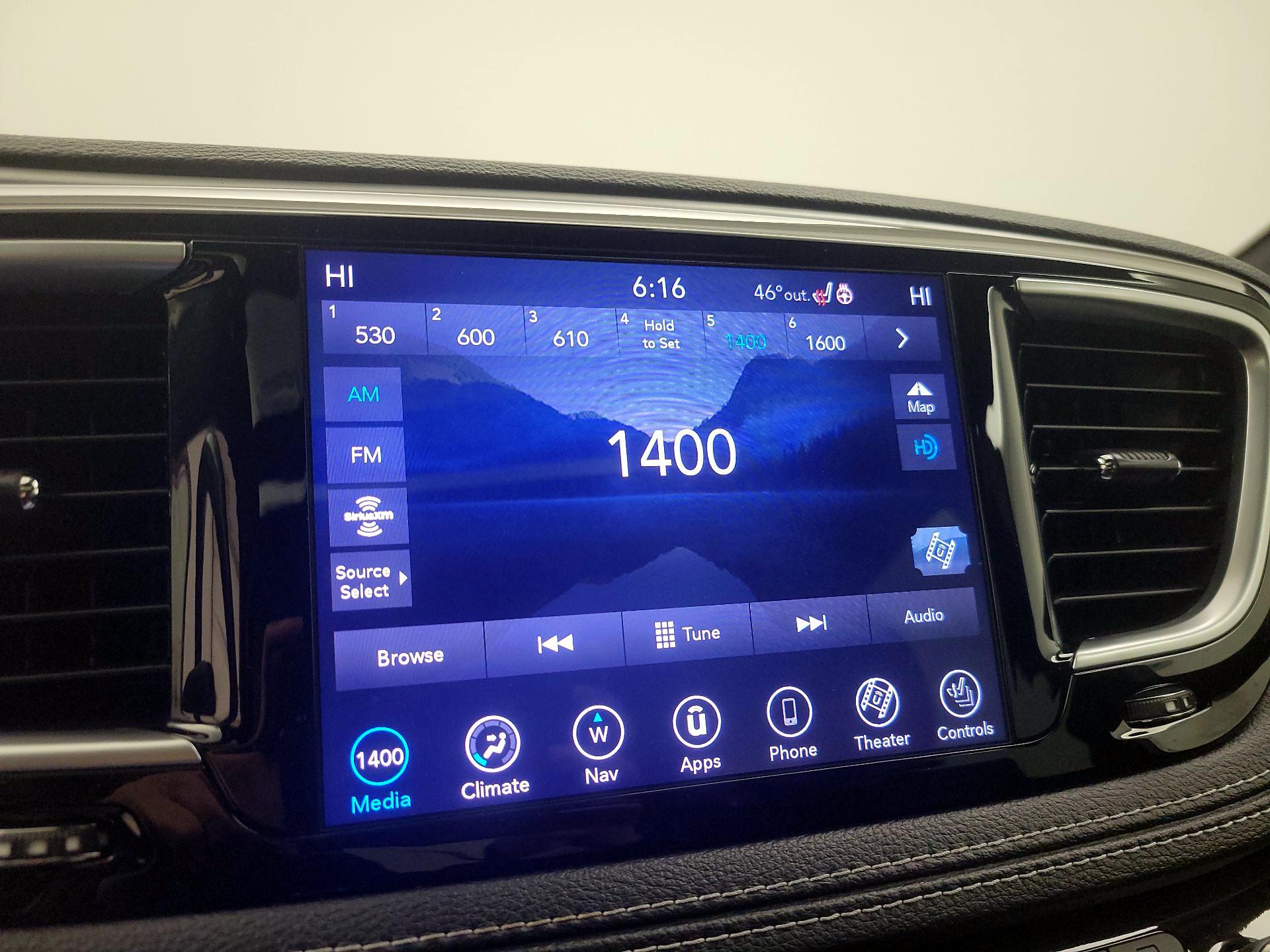 Thumbnail: 2019 Chrysler Pacifica - 16