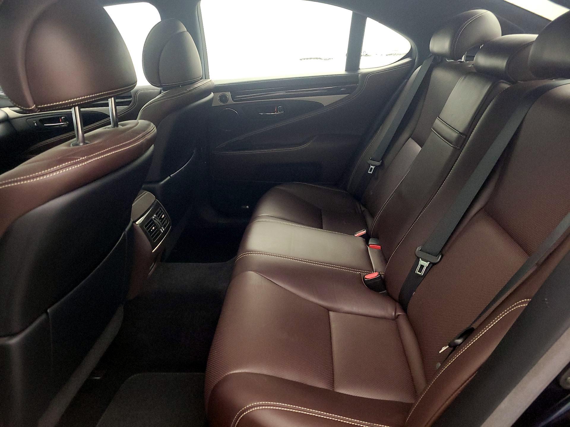 Thumbnail: 2017 Lexus LS - 20