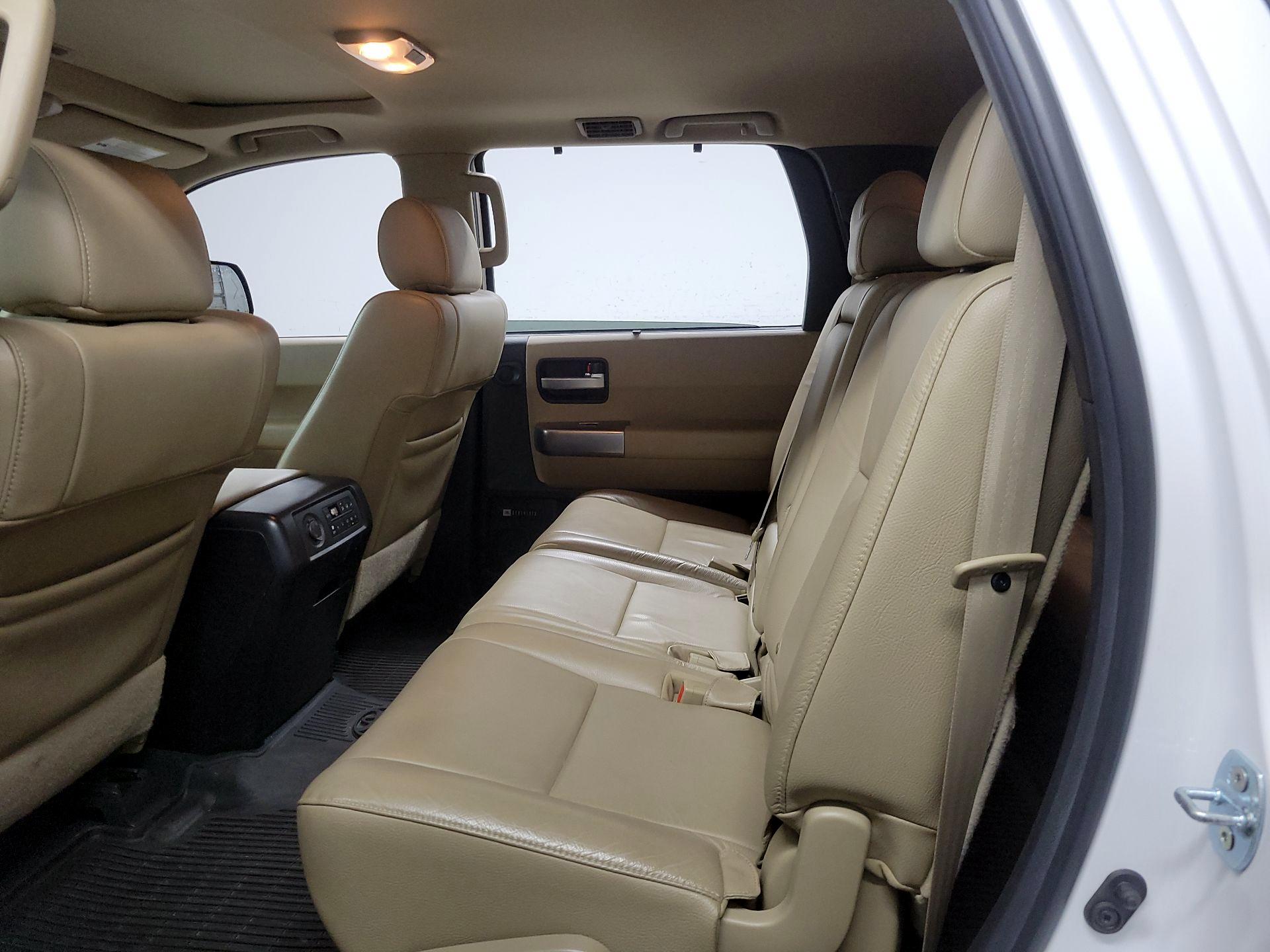 Thumbnail: 2021 Toyota Sequoia - 17