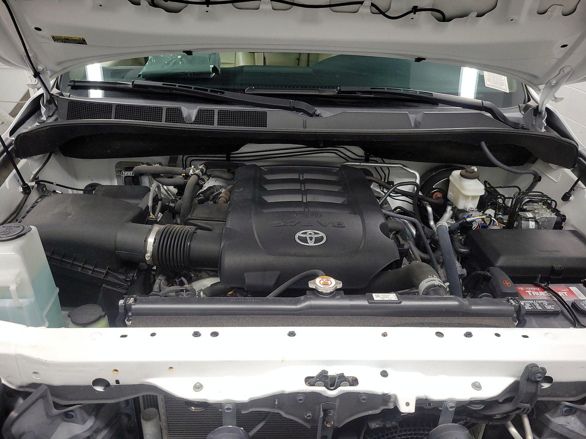 Thumbnail: 2021 Toyota Sequoia - 19