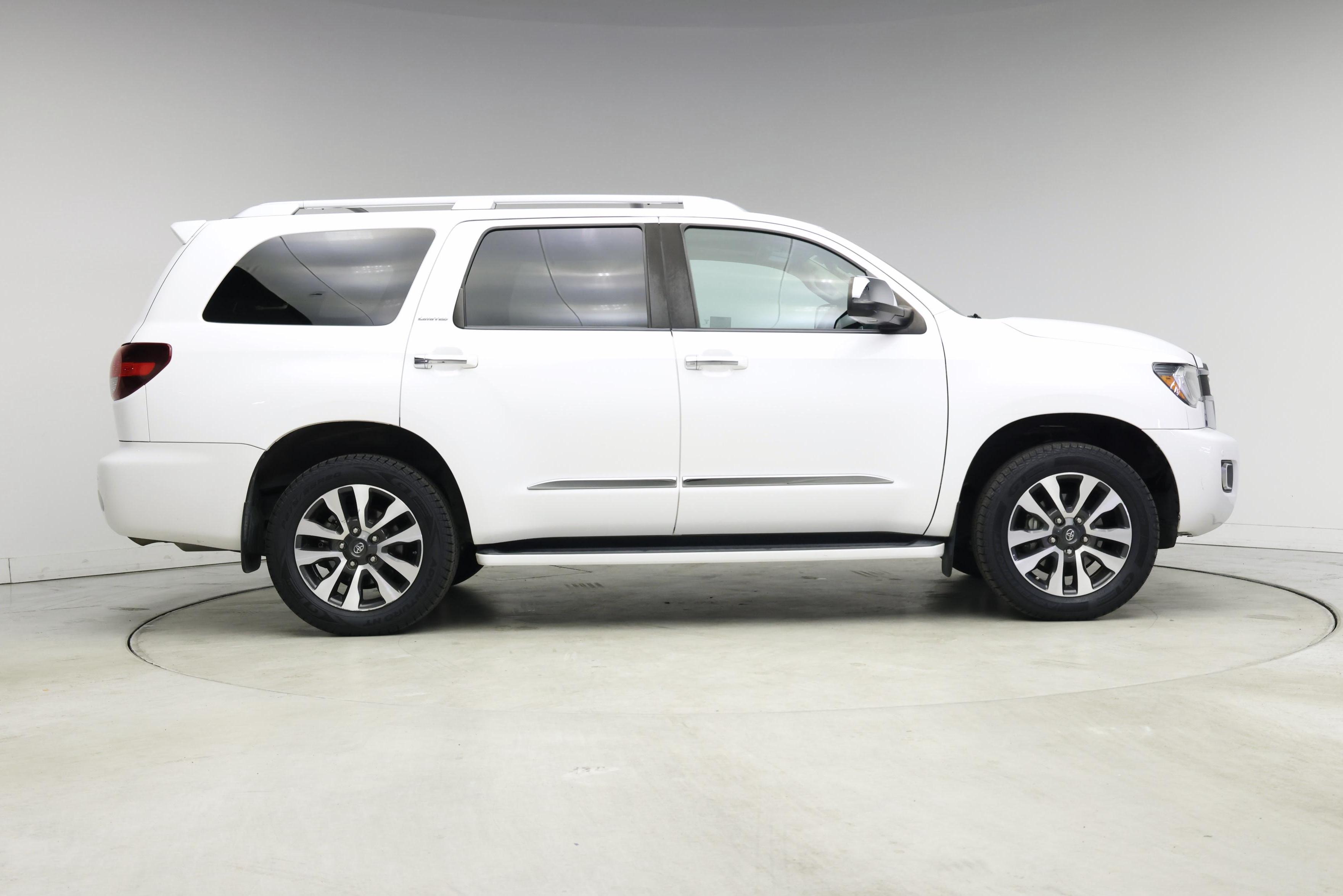 Thumbnail: 2021 Toyota Sequoia - 7