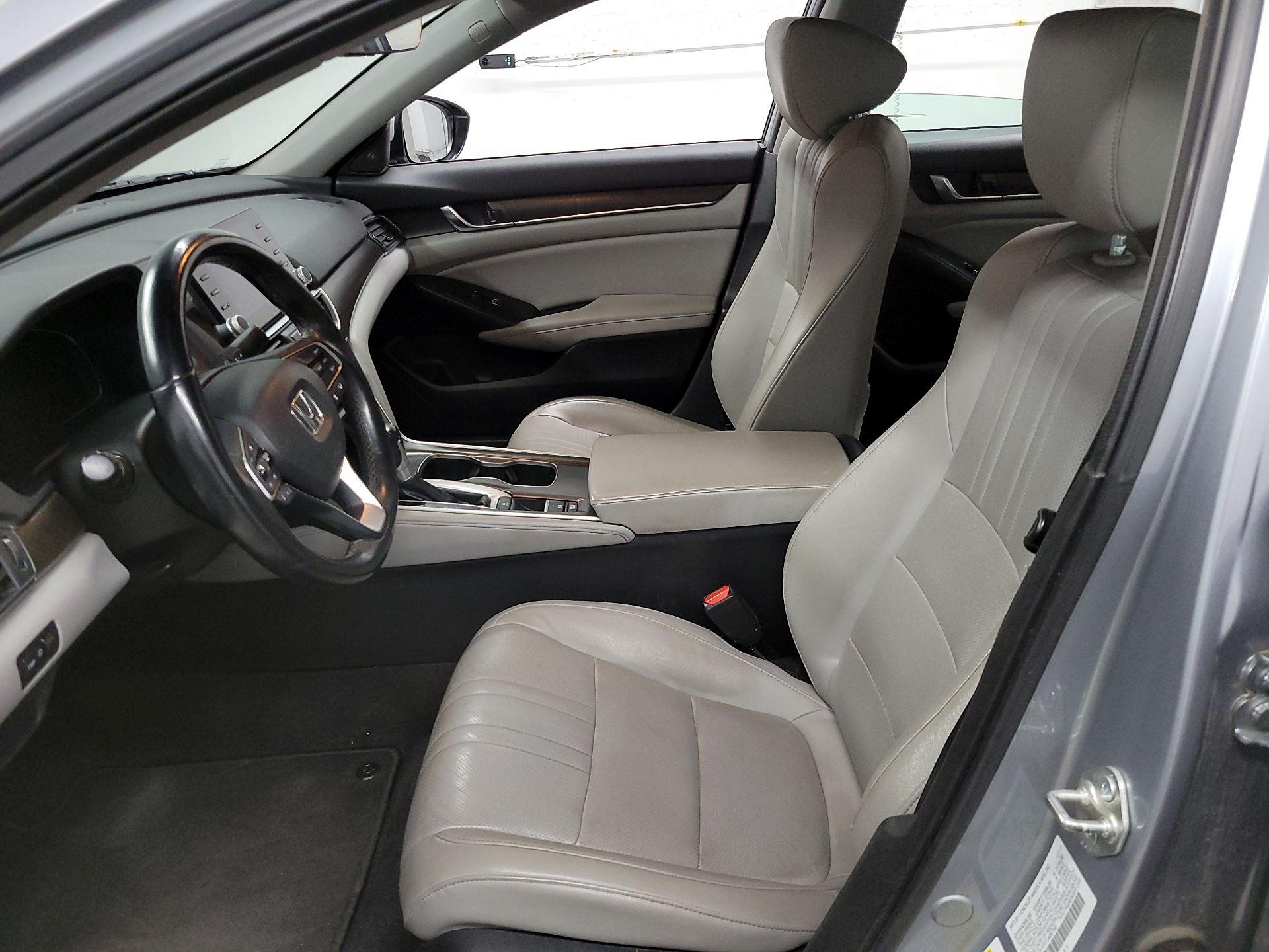 Thumbnail: 2018 Honda Accord - 11