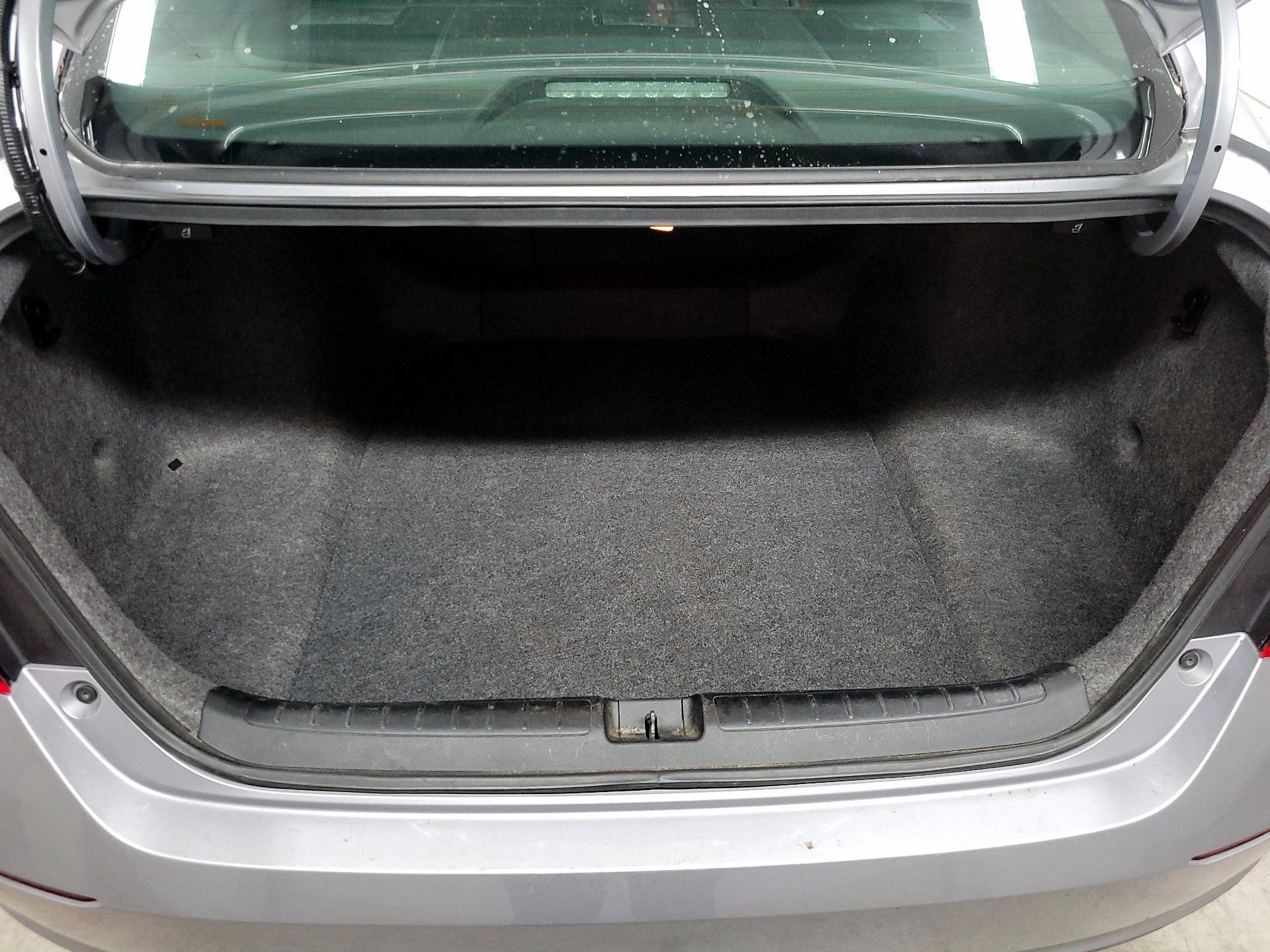 Thumbnail: 2018 Honda Accord - 19