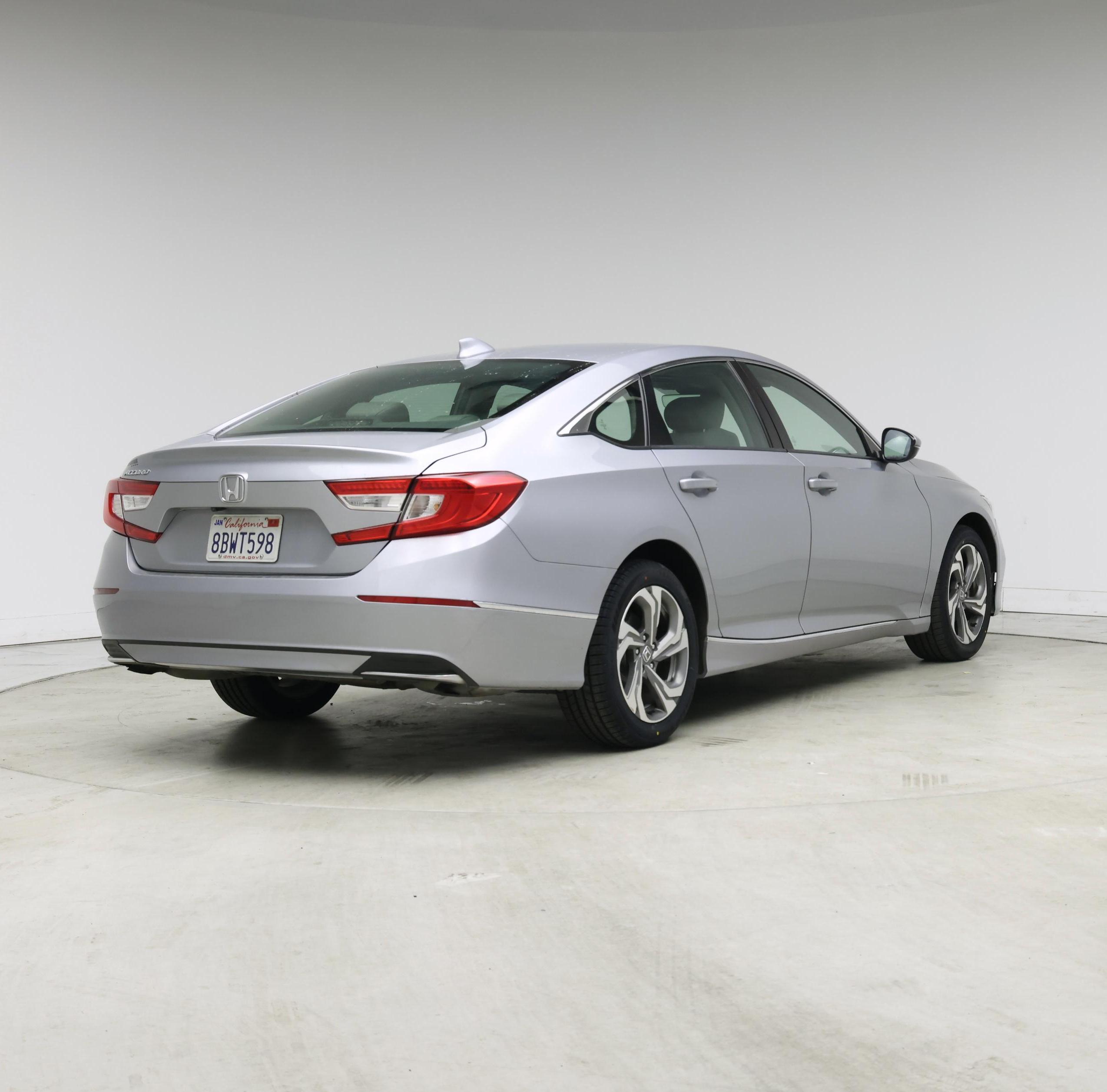 Thumbnail: 2018 Honda Accord - 8