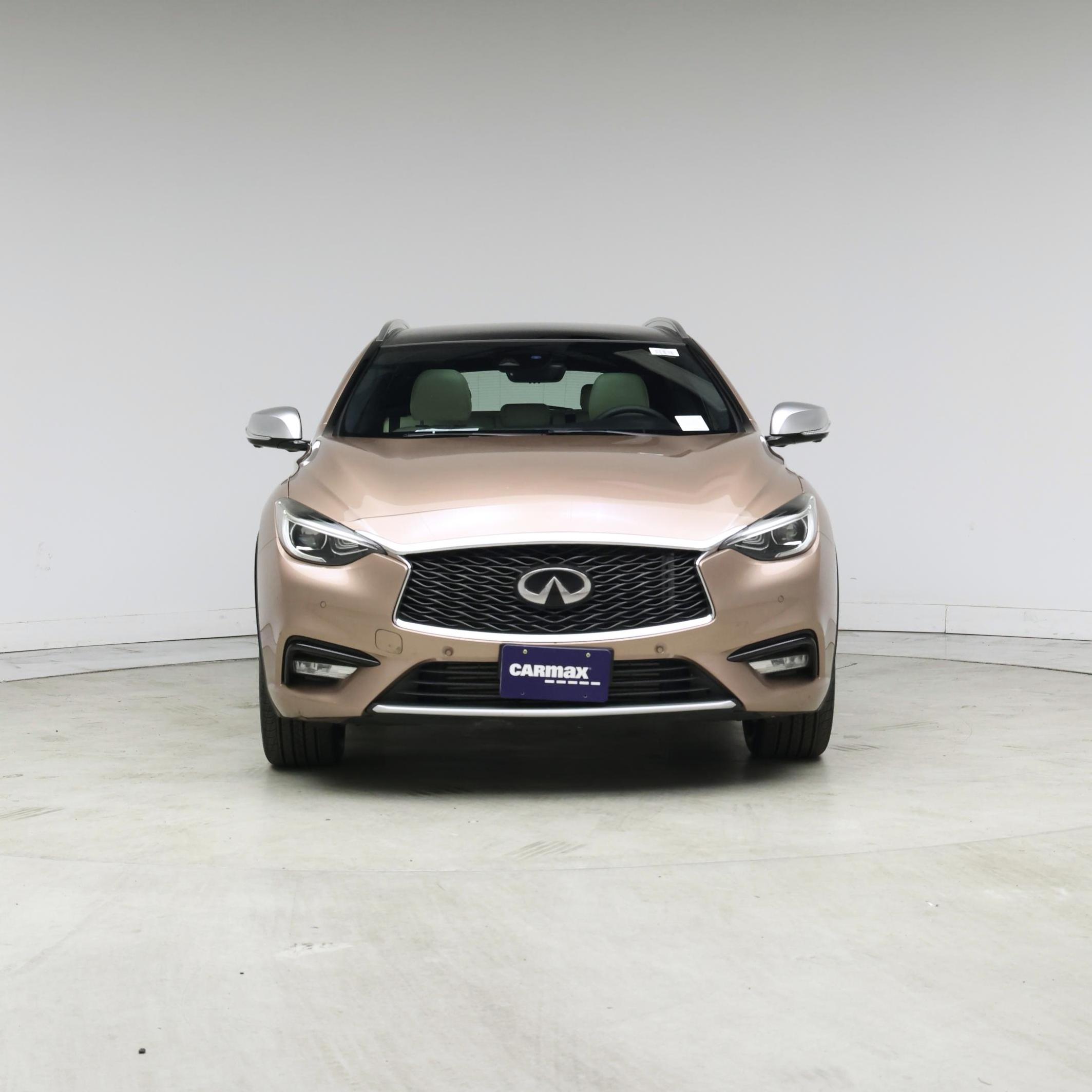 Thumbnail: 2017 INFINITI QX30 - 5