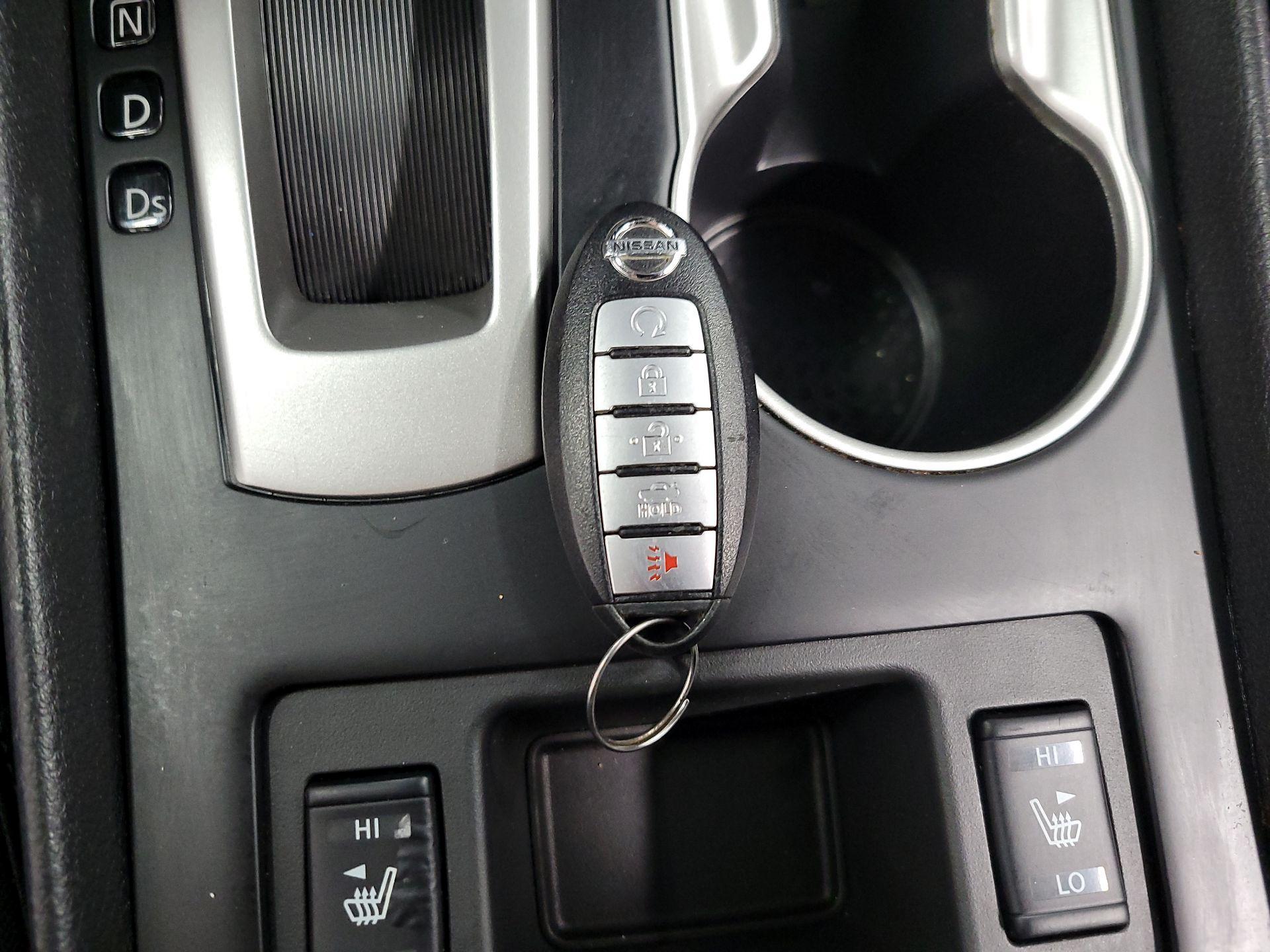 Thumbnail: 2017 Nissan Altima - 19