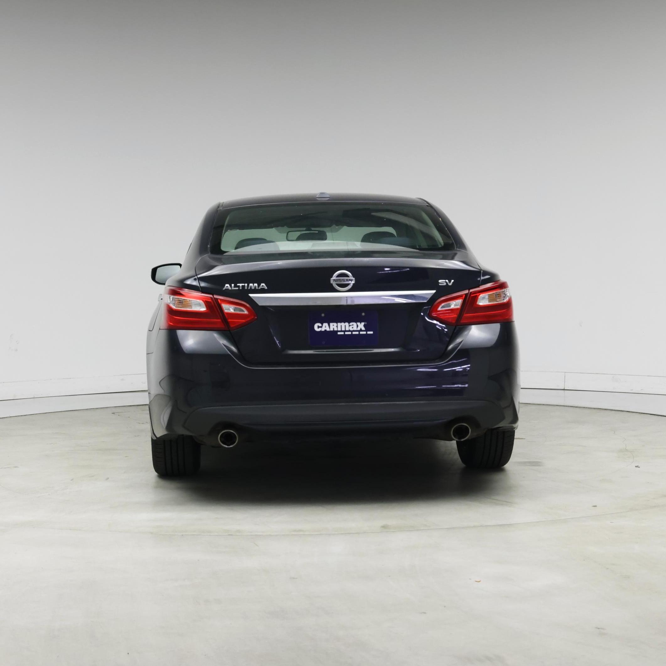 Thumbnail: 2017 Nissan Altima - 6