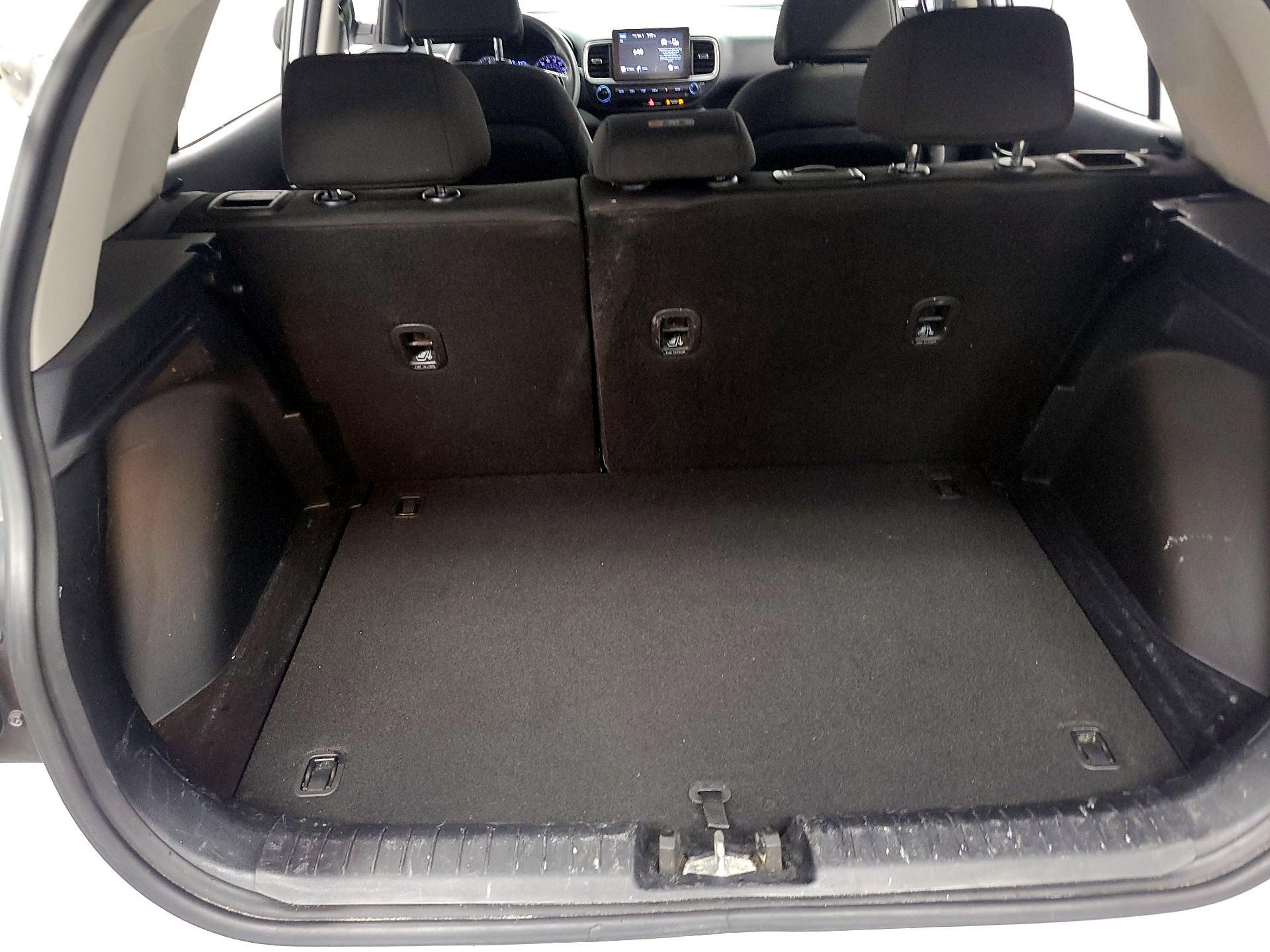 Thumbnail: 2020 Hyundai Venue - 19