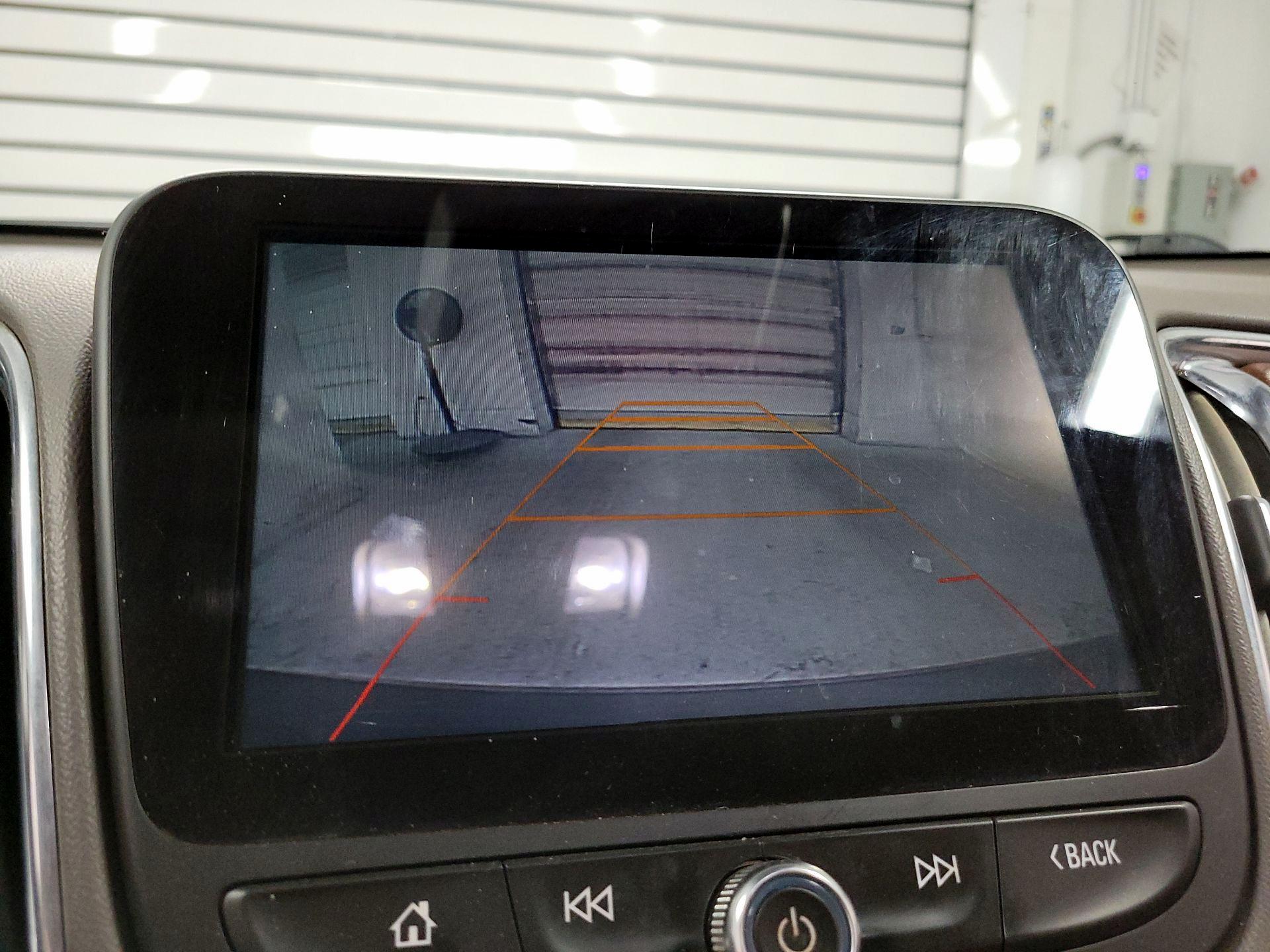 Thumbnail: 2016 Chevrolet Malibu - 14