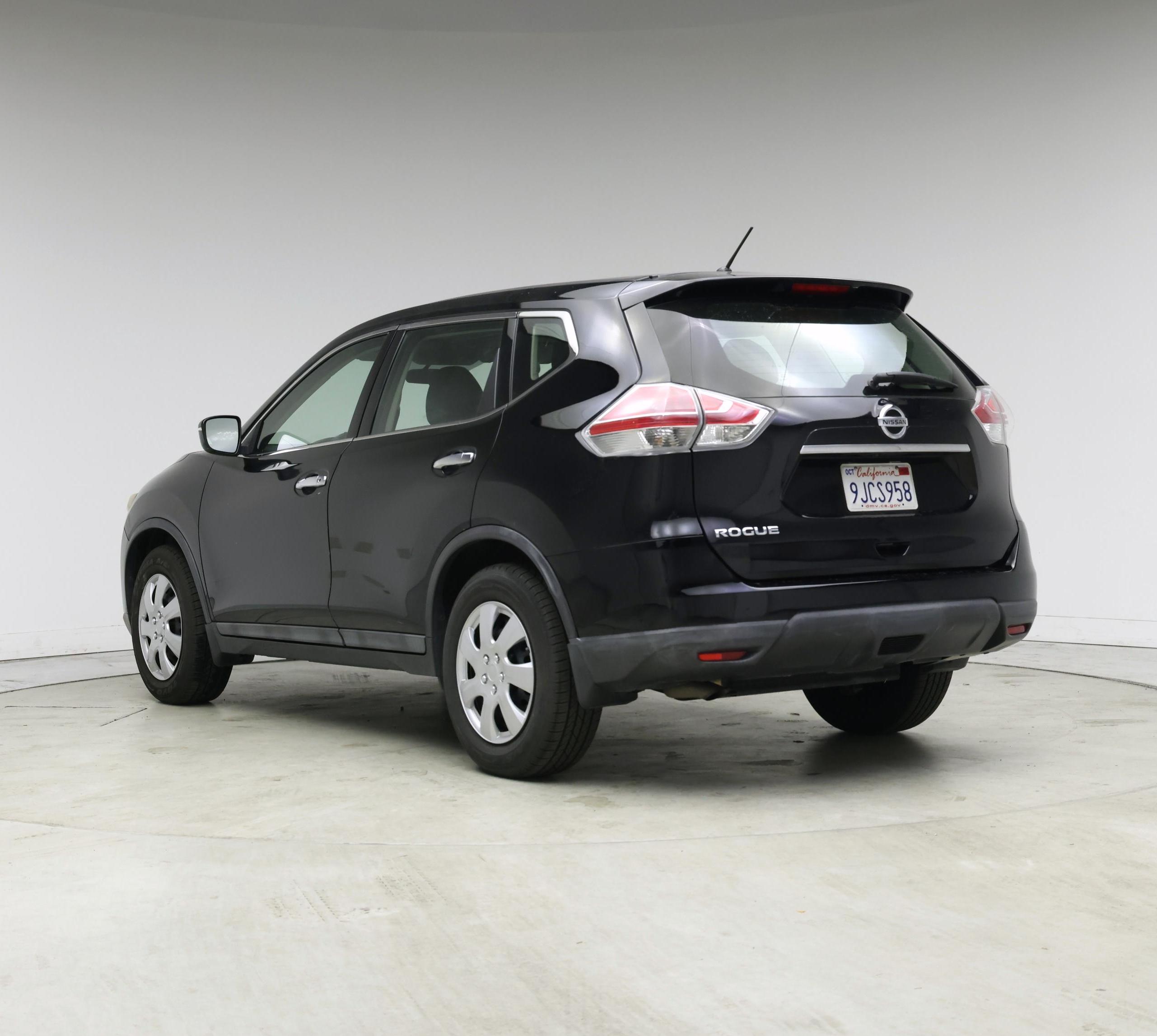 Thumbnail: 2015 Nissan Rogue - 2