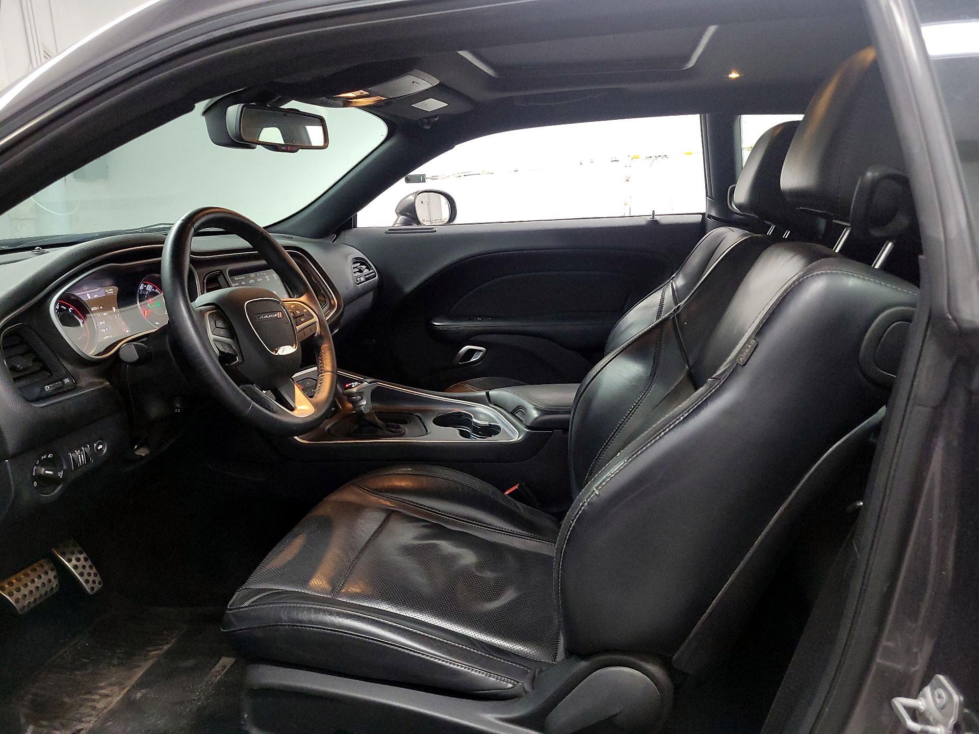 Thumbnail: 2015 Dodge Challenger - 9