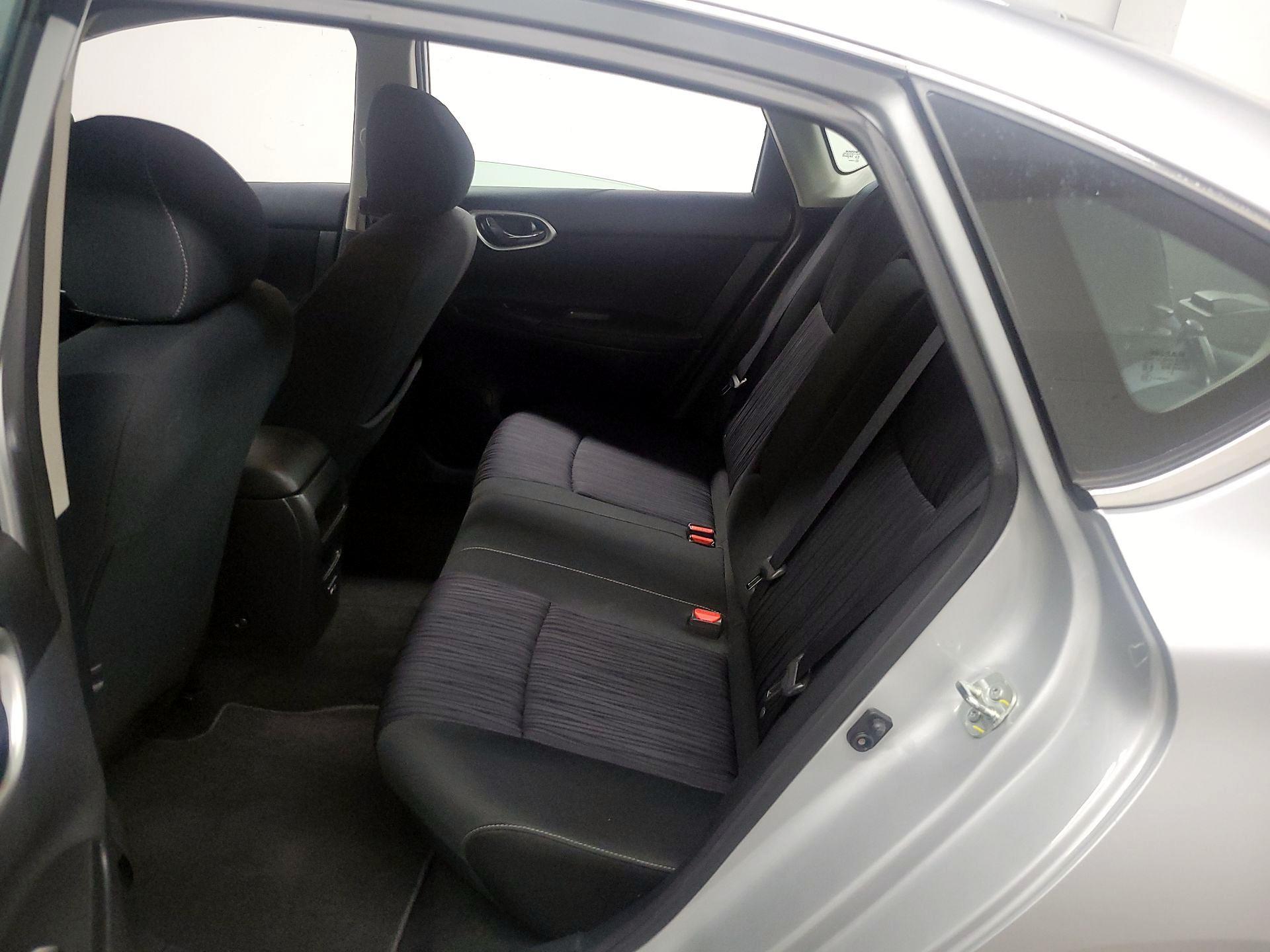 Thumbnail: 2019 Nissan Sentra - 16