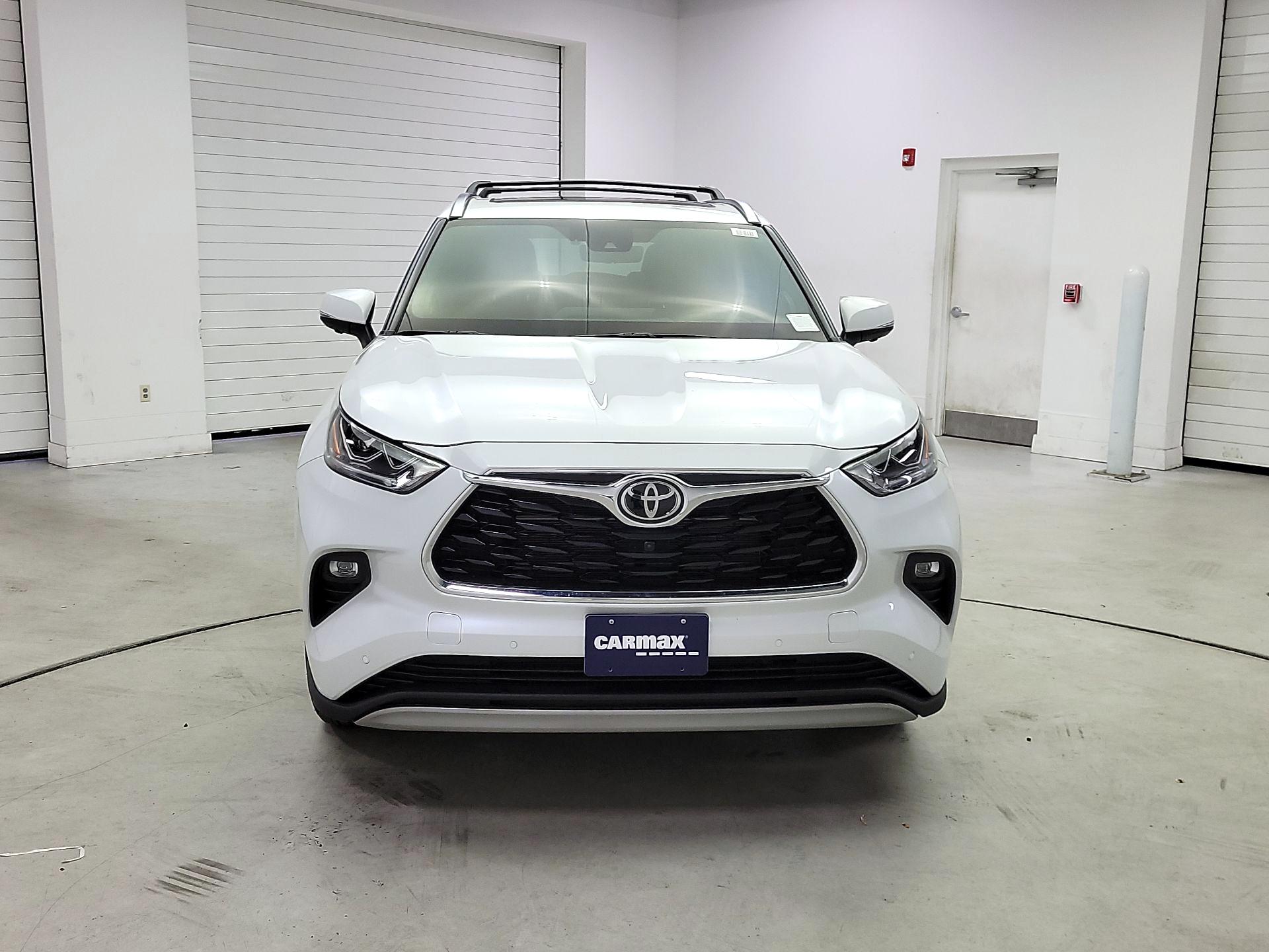 Thumbnail: 2025 Toyota Highlander - 2