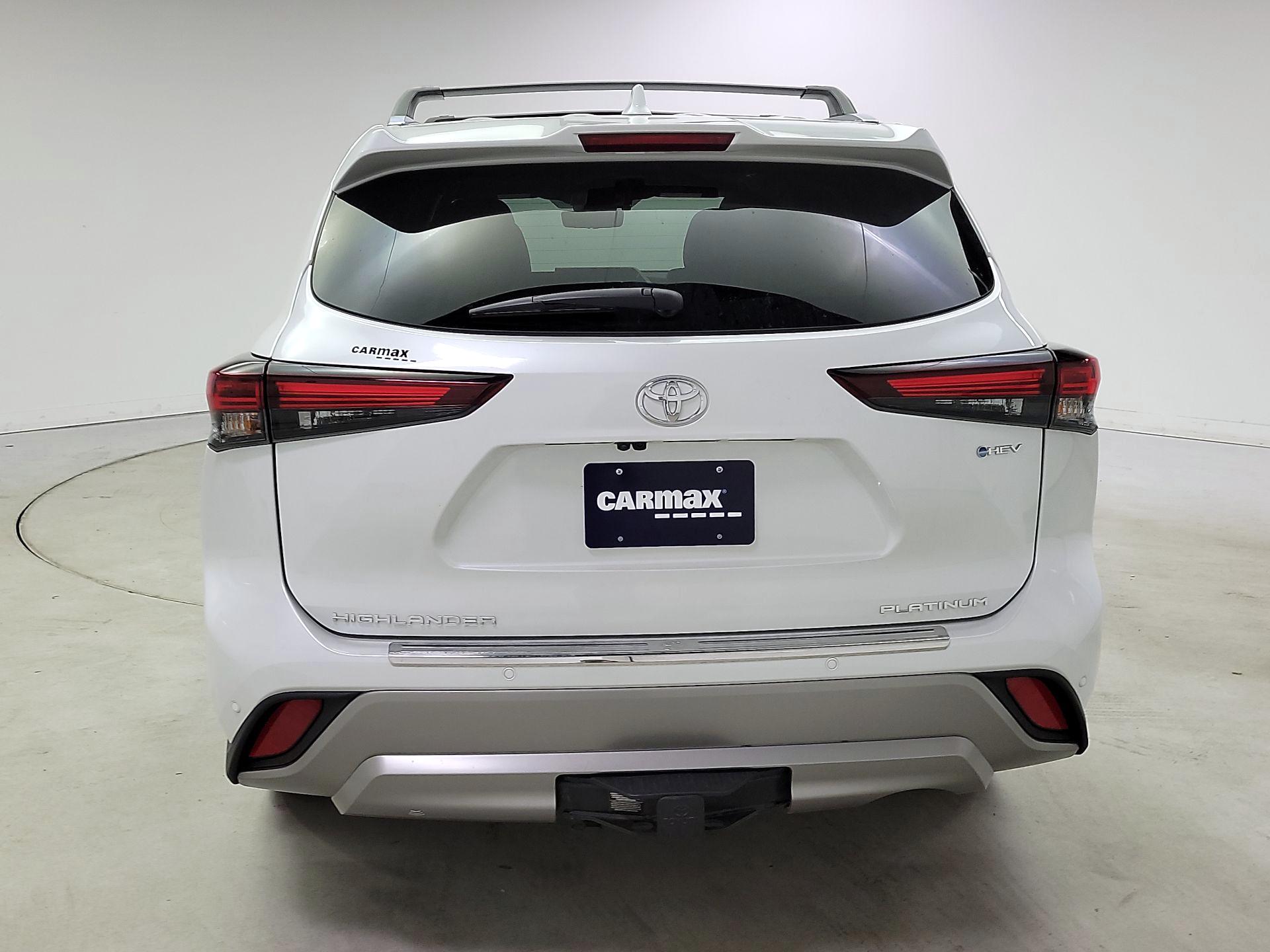 Thumbnail: 2025 Toyota Highlander - 6