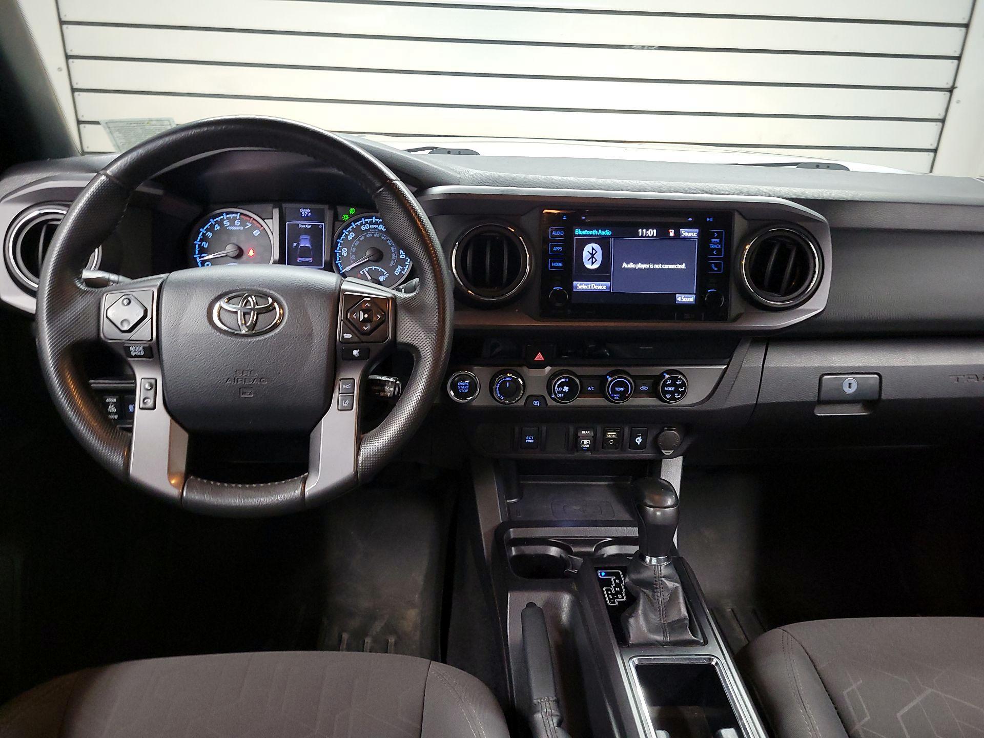 Thumbnail: 2018 Toyota Tacoma - 9