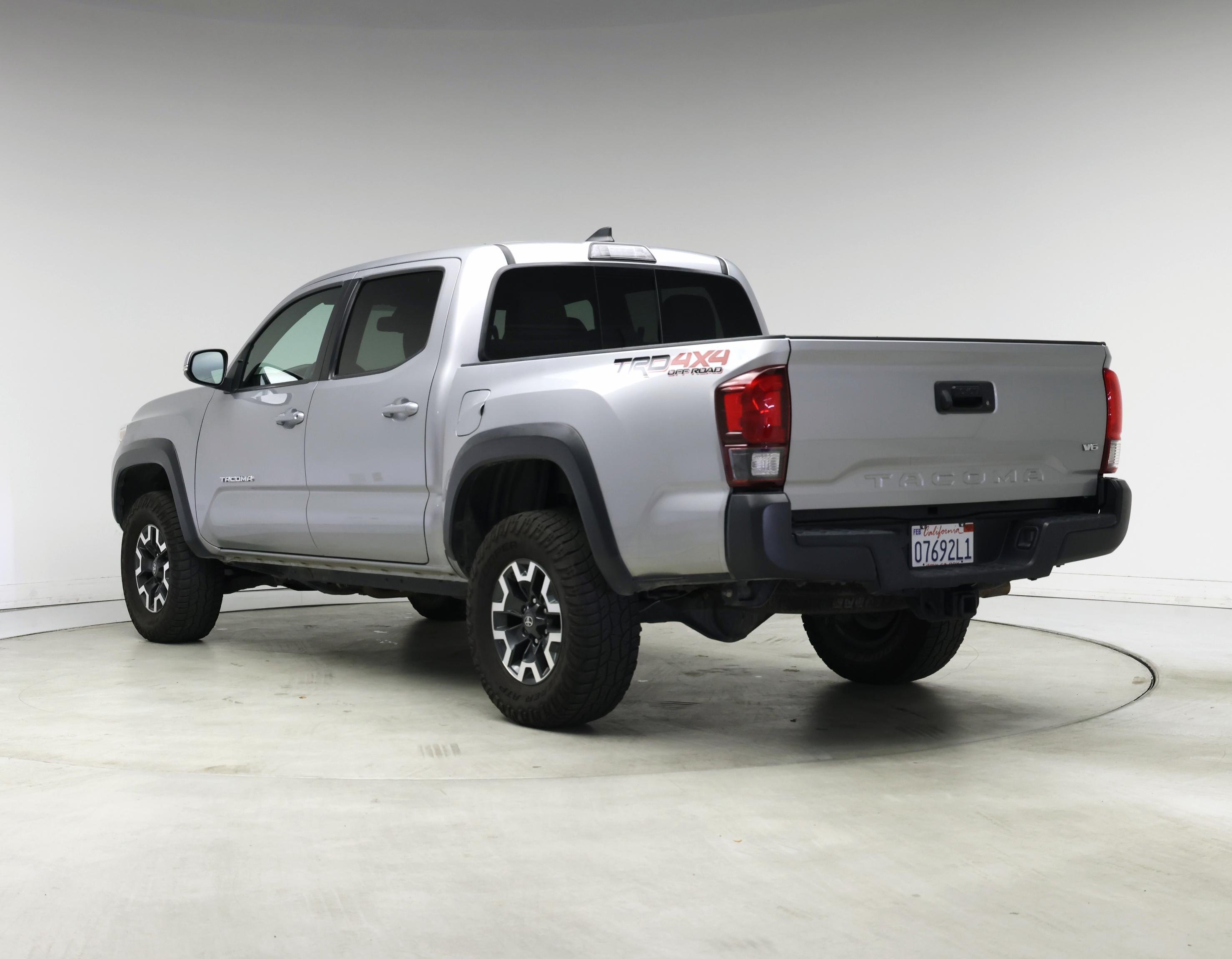 Thumbnail: 2018 Toyota Tacoma - 2