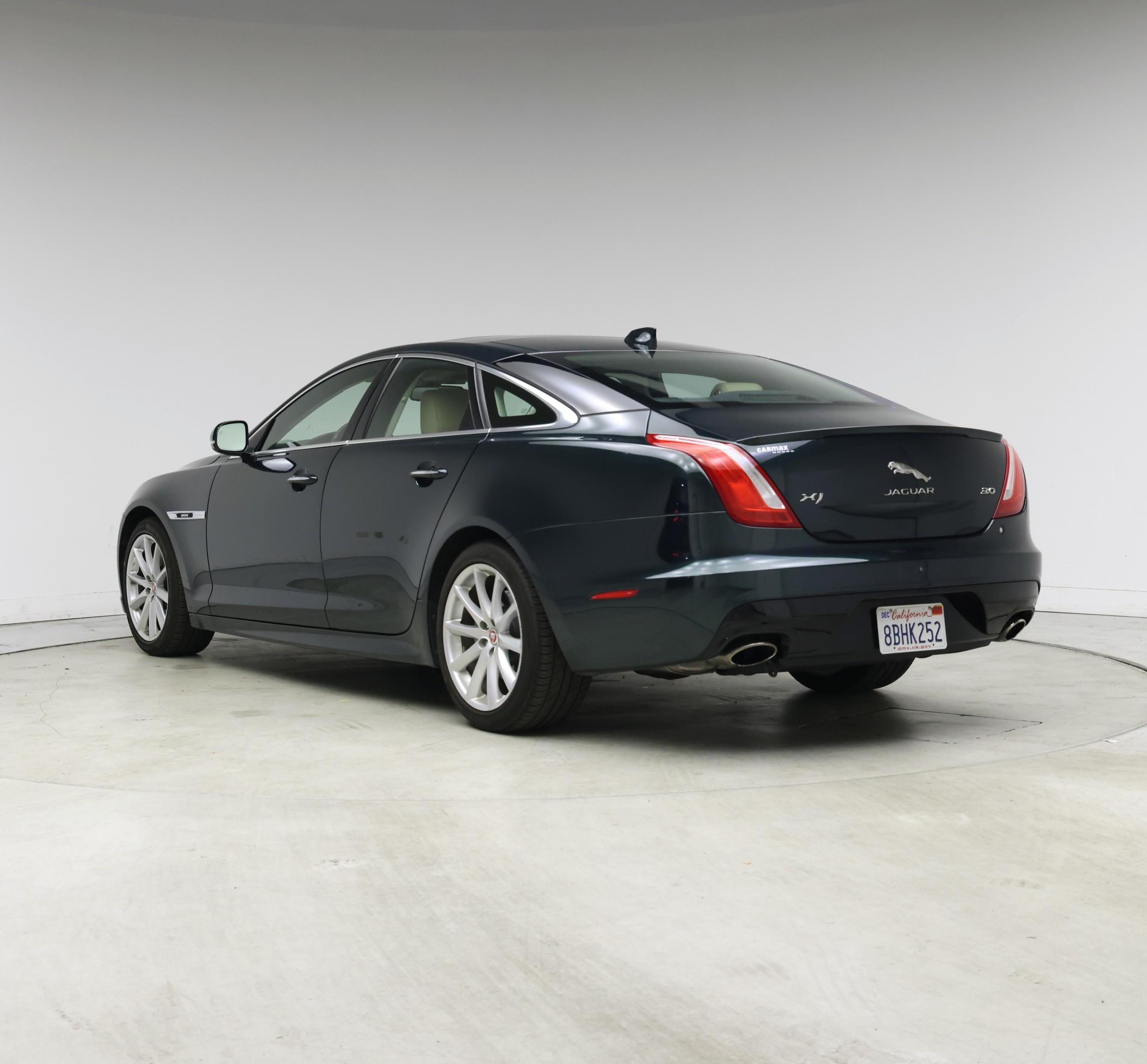 Thumbnail: 2017 Jaguar XJ - 2