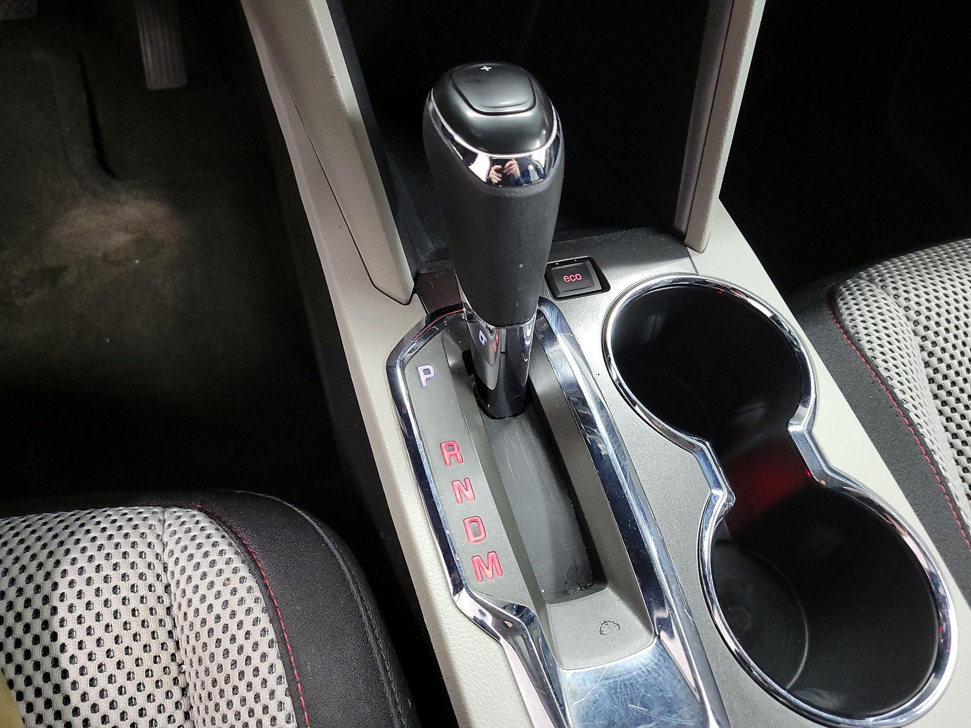 Thumbnail: 2017 GMC Terrain - 15