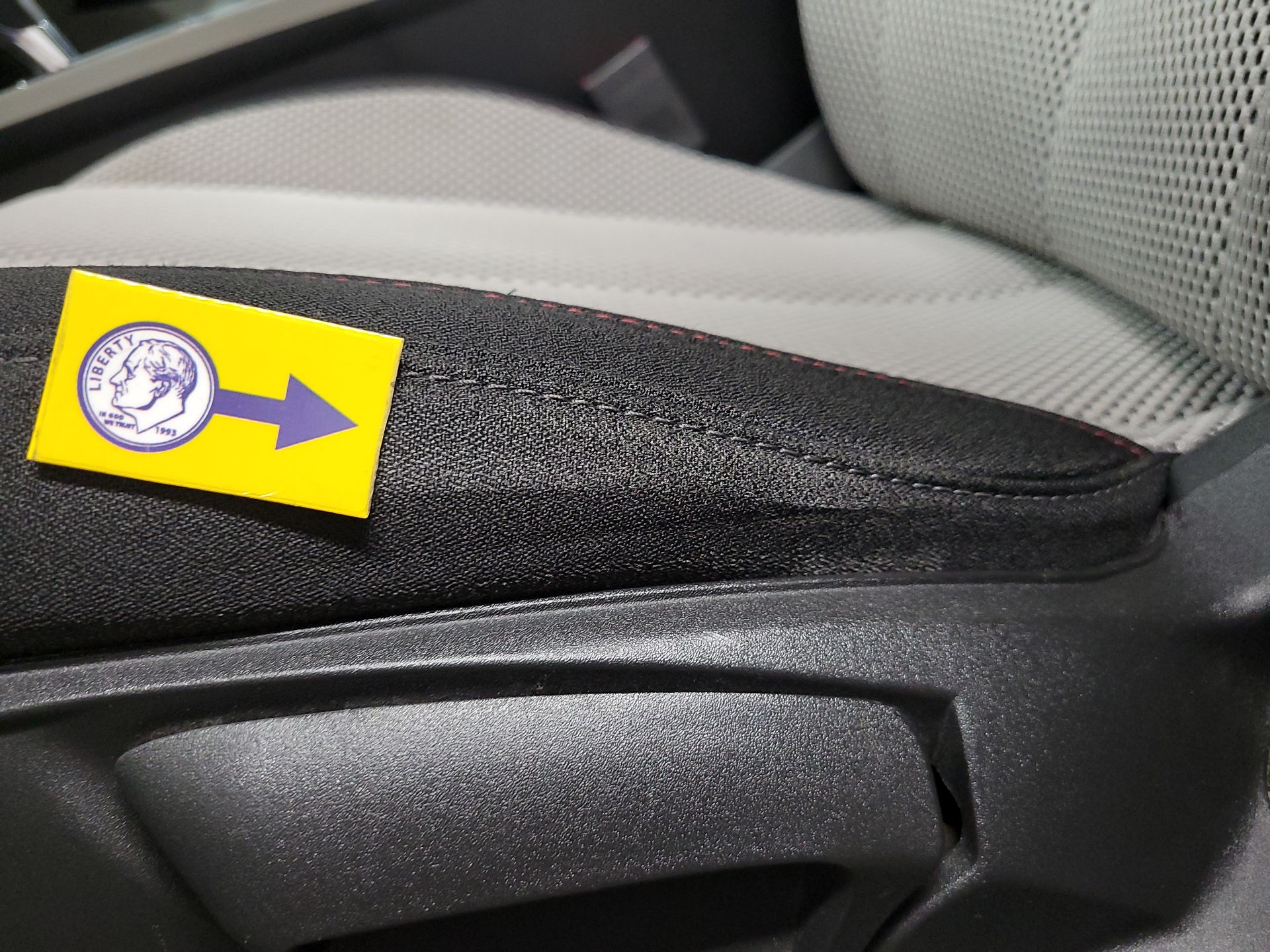 Thumbnail: 2017 GMC Terrain - 20