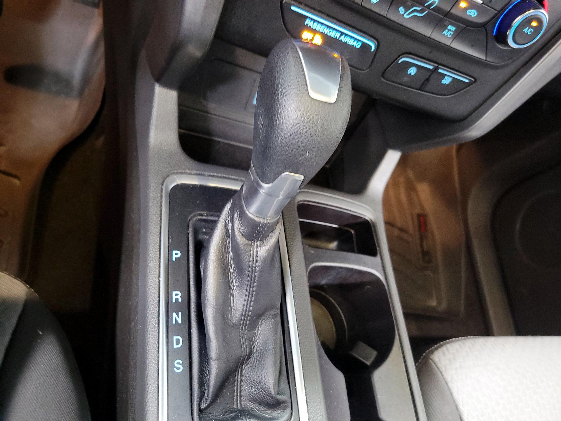 Thumbnail: 2017 Ford Escape - 14