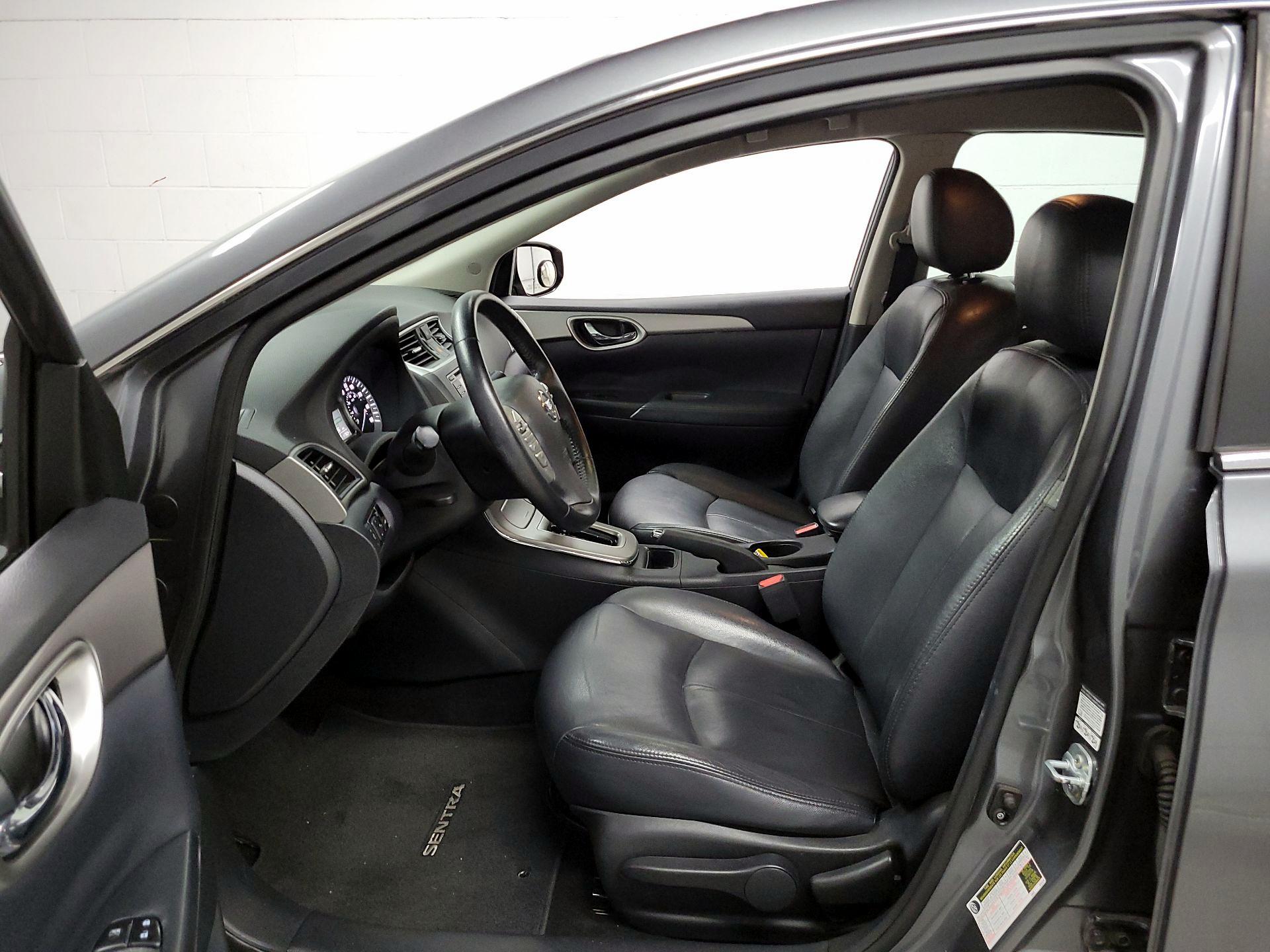 Thumbnail: 2015 Nissan Sentra - 11