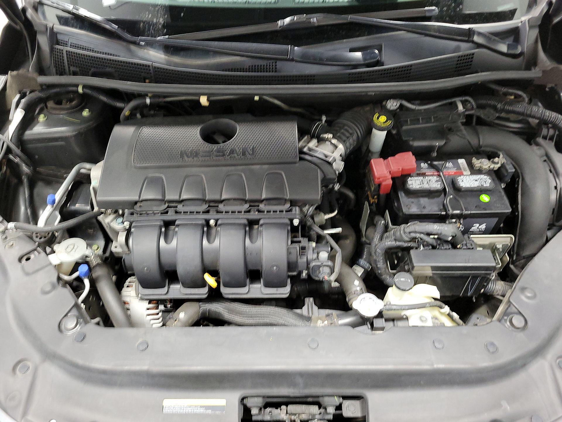 Thumbnail: 2015 Nissan Sentra - 18