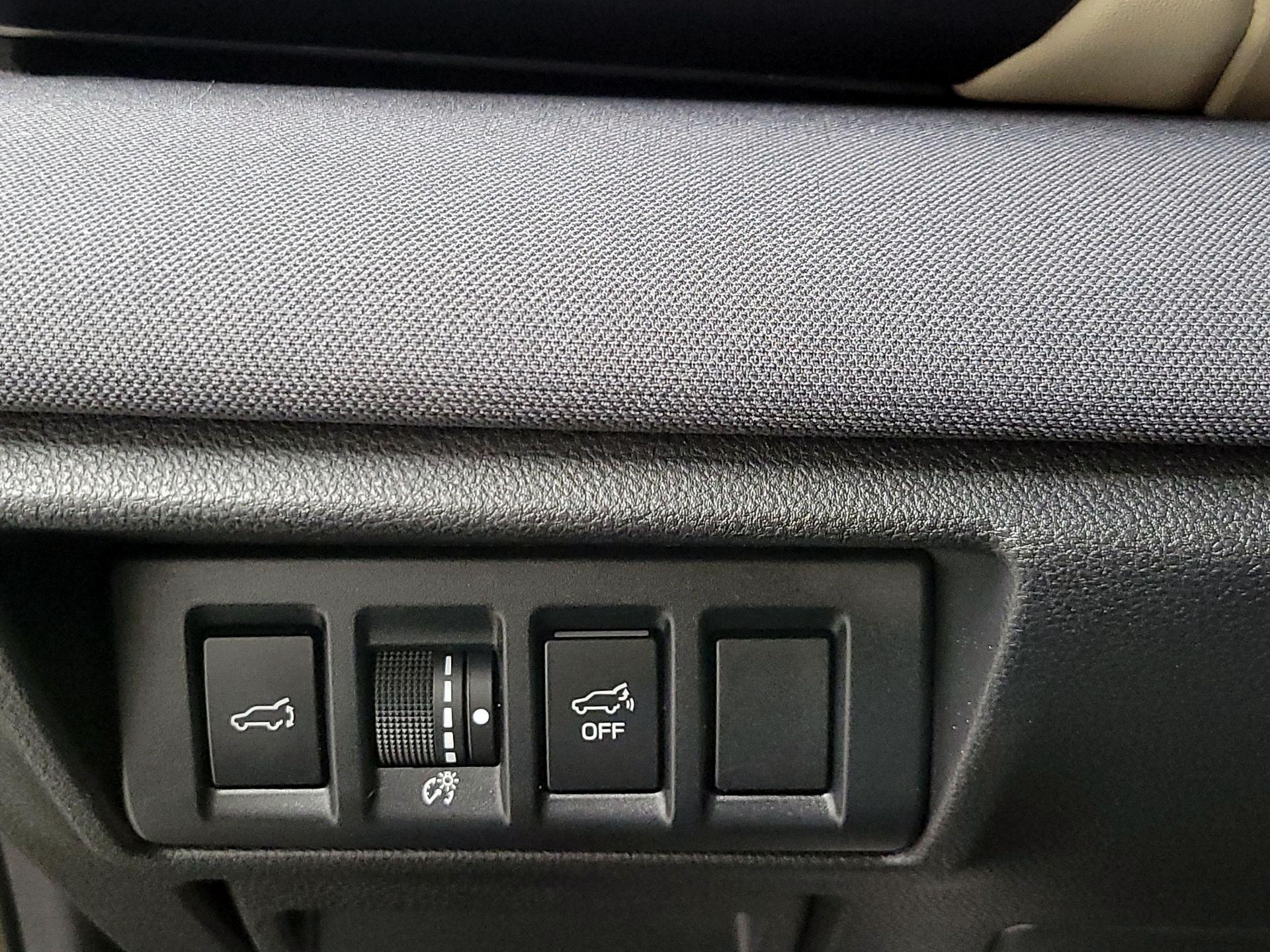 Thumbnail: 2022 Subaru Outback - 13