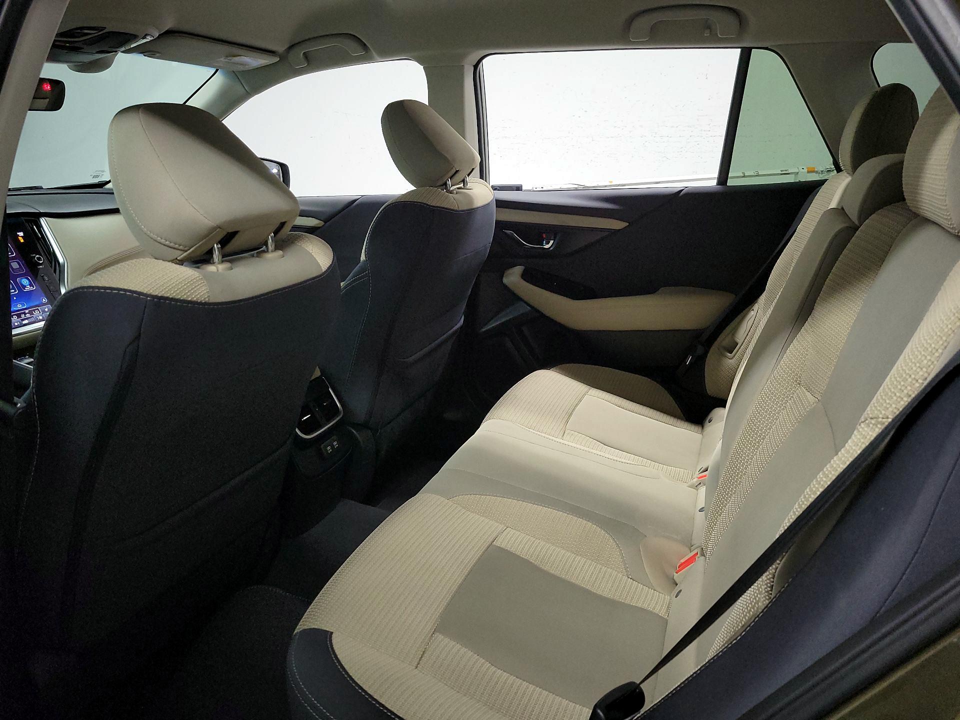 Thumbnail: 2022 Subaru Outback - 18