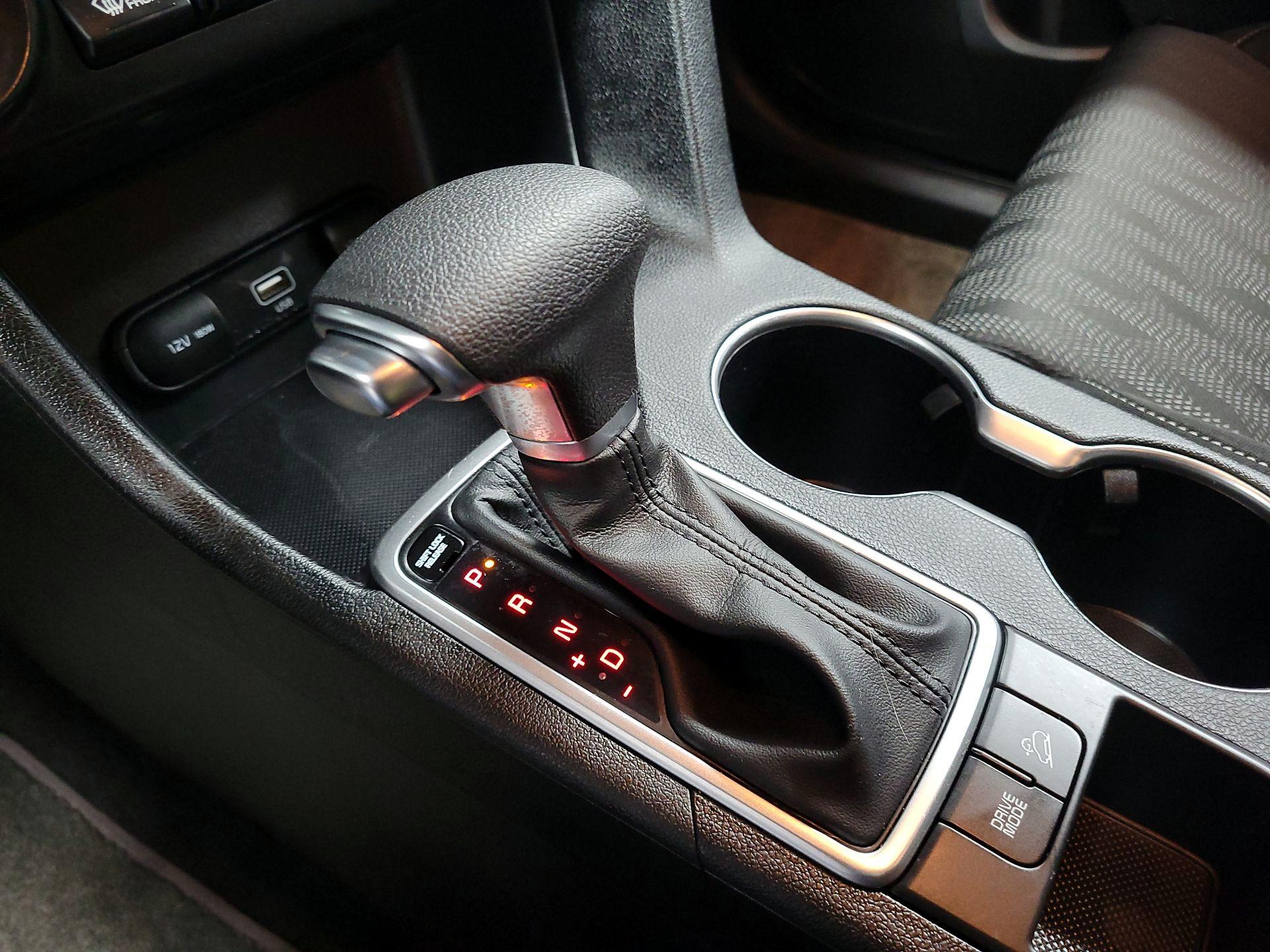 Thumbnail: 2020 Kia Sportage - 17