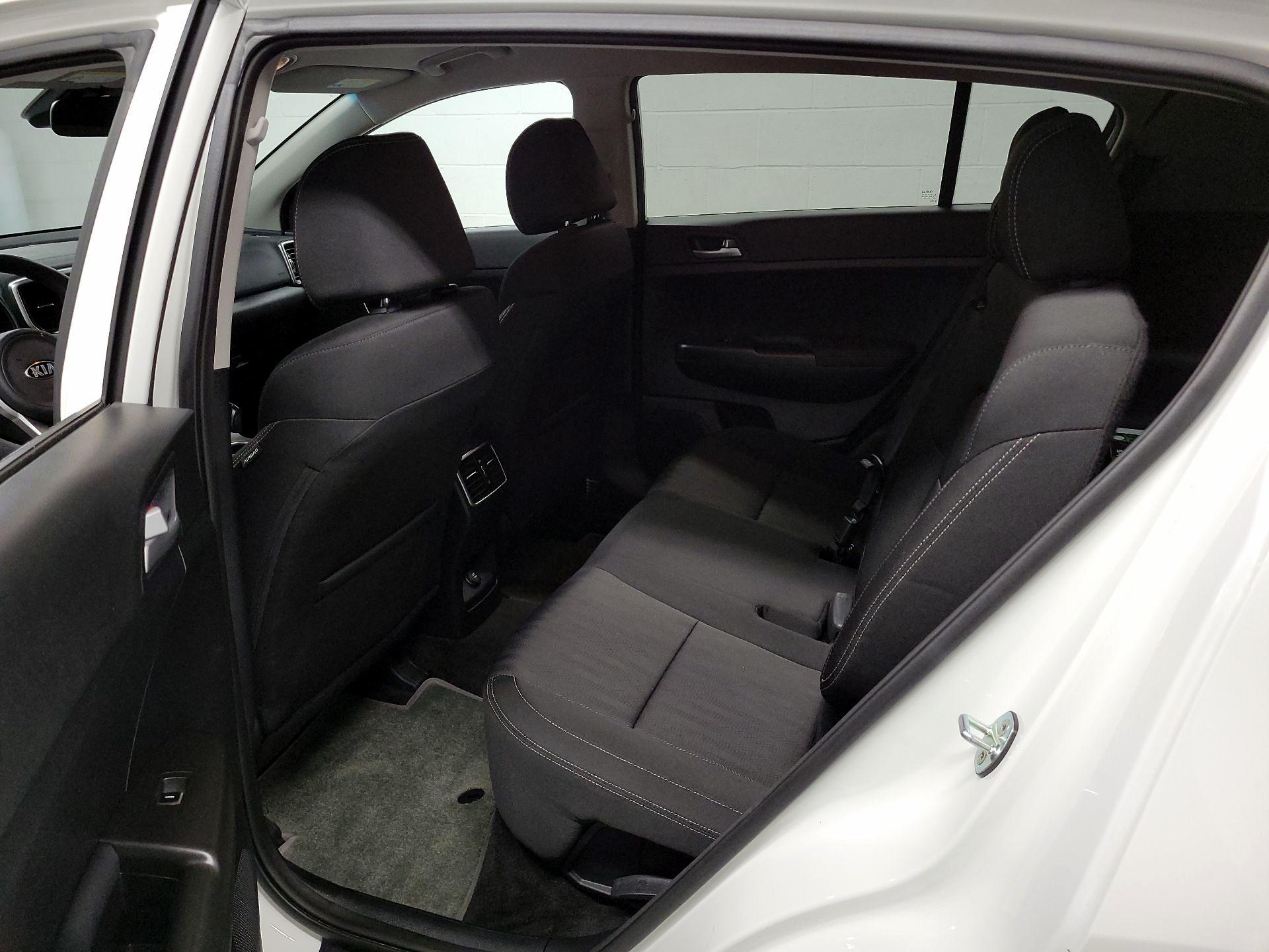 Thumbnail: 2020 Kia Sportage - 19