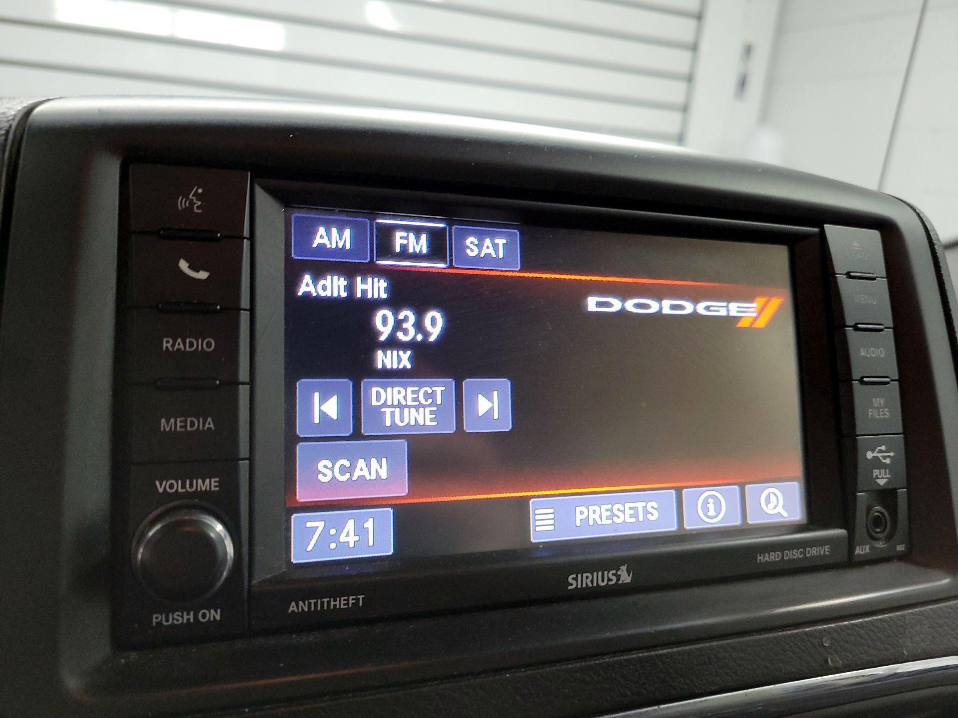 Thumbnail: 2019 Dodge Grand Caravan - 13