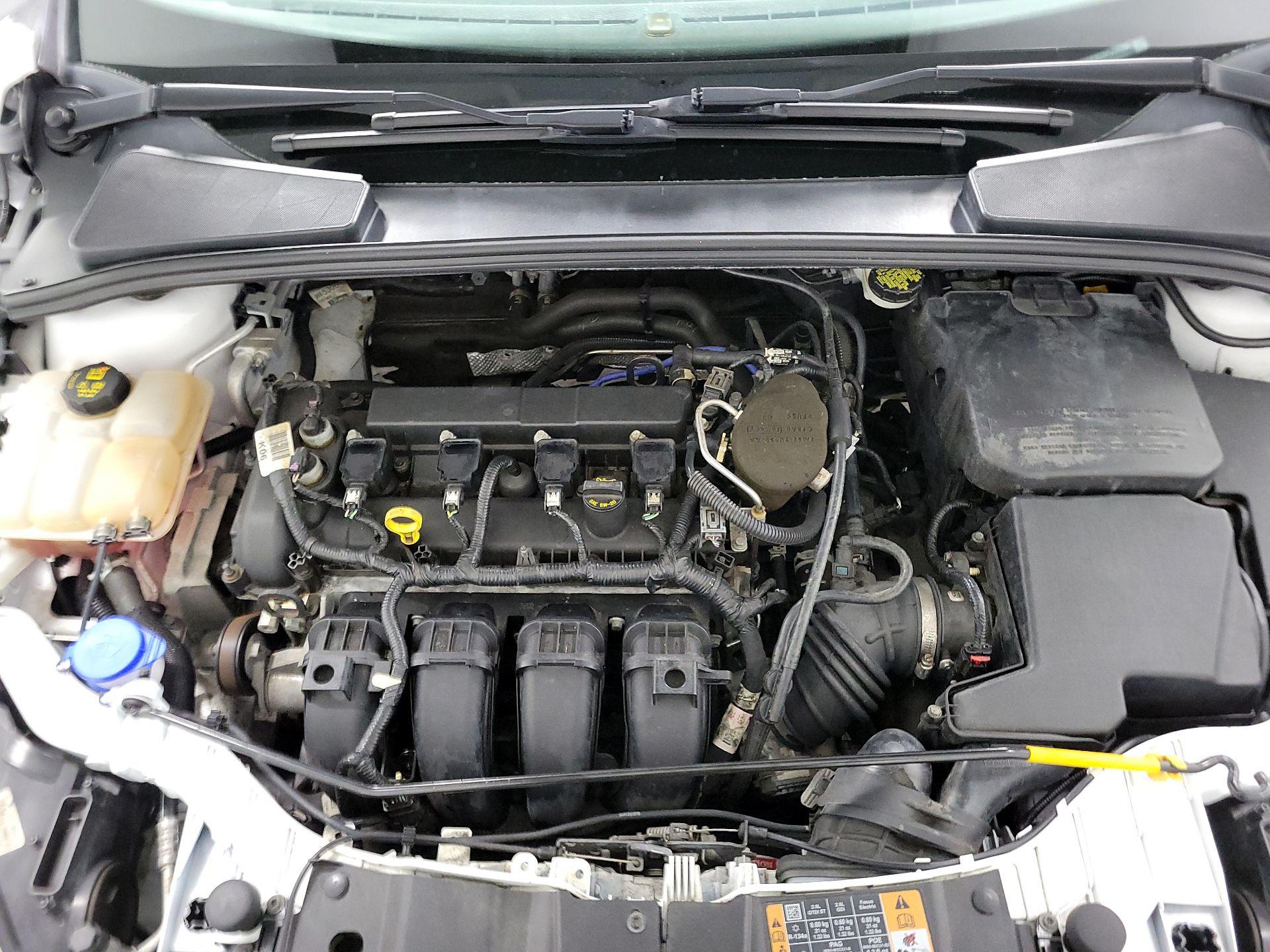 Thumbnail: 2015 Ford Focus - 17