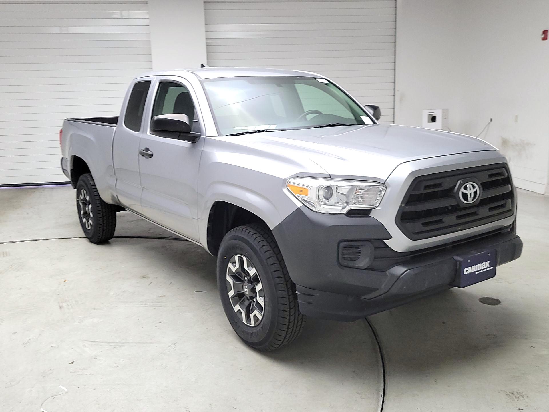 Thumbnail: 2017 Toyota Tacoma - 1