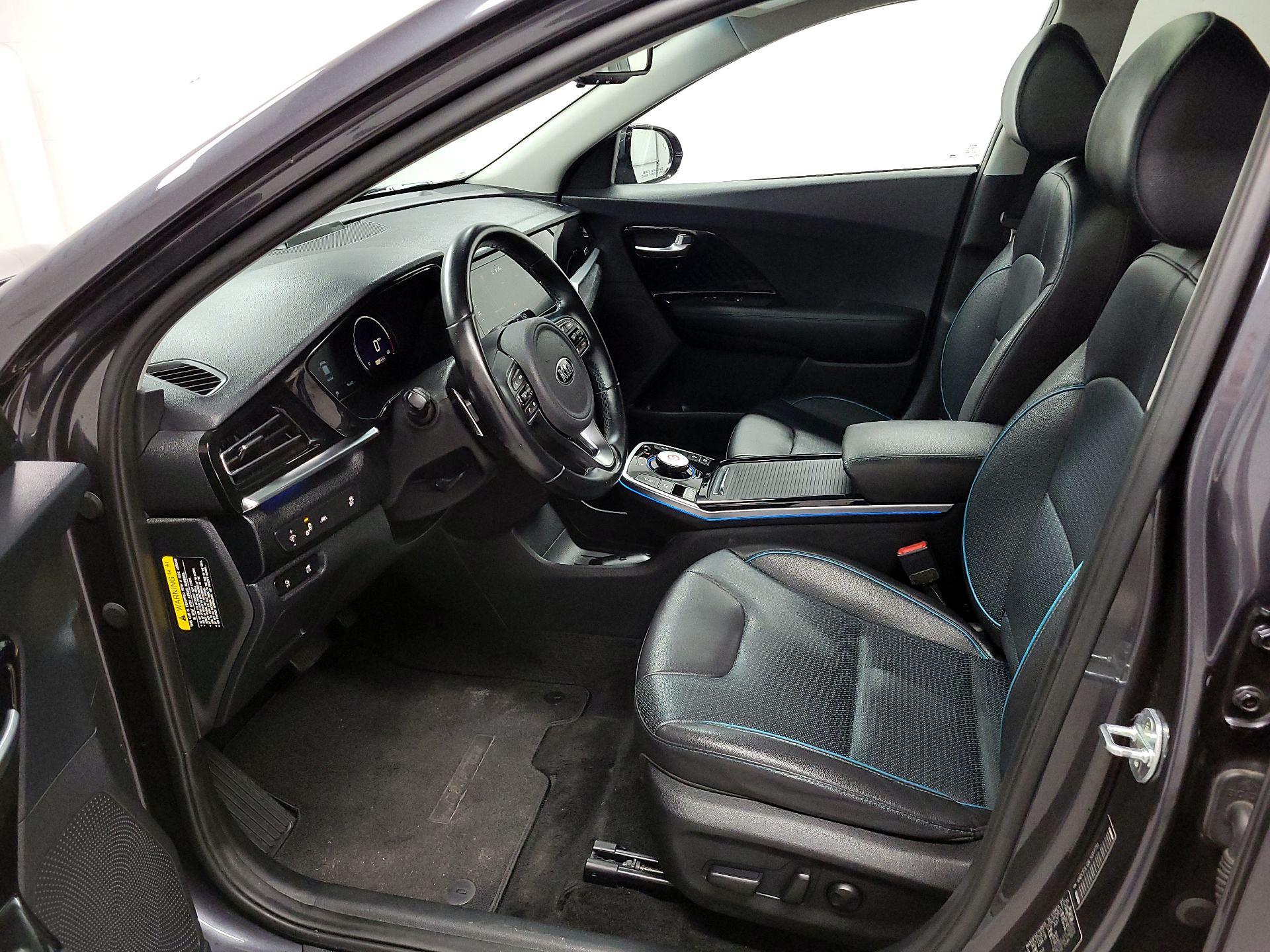 Thumbnail: 2020 Kia Niro - 9