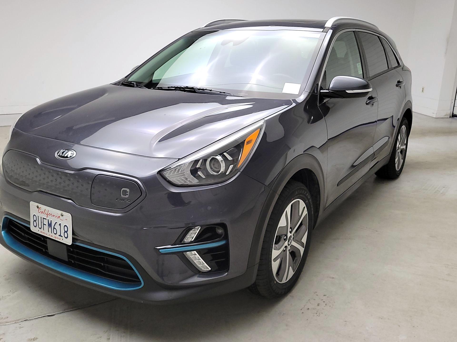 Thumbnail: 2020 Kia Niro - 3