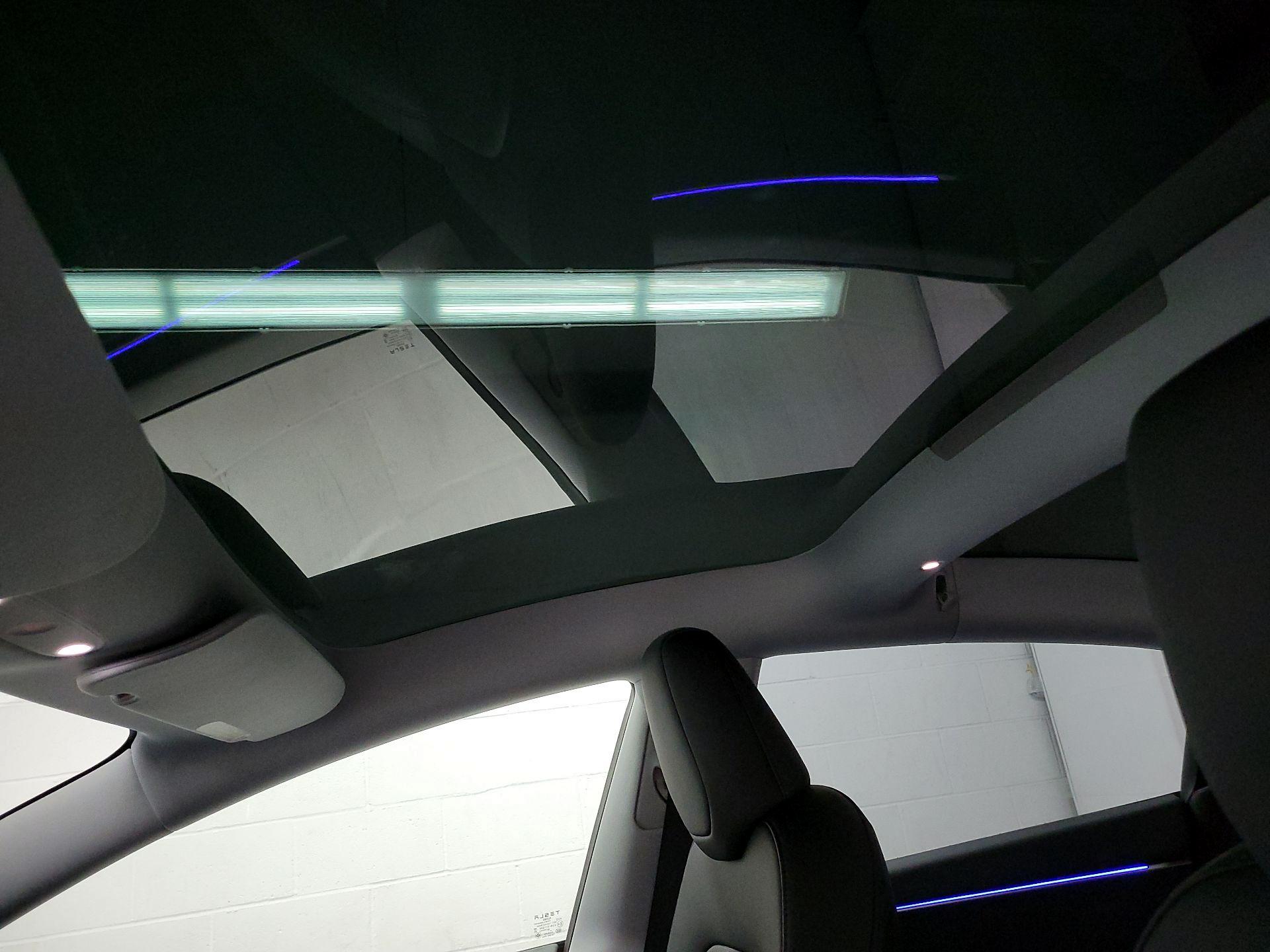 Thumbnail: 2025 Tesla Model 3 - 18