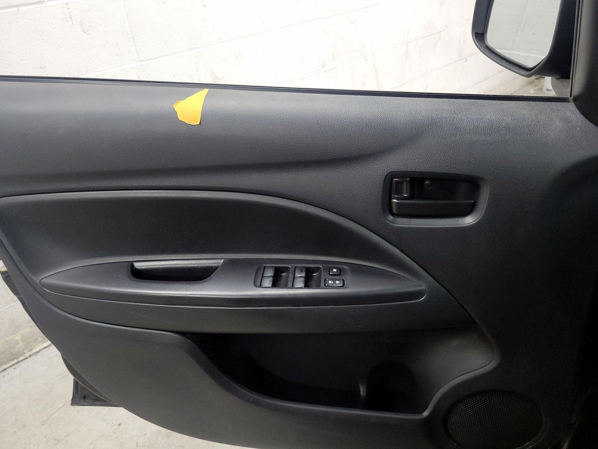 Thumbnail: 2015 Mitsubishi Mirage - 10