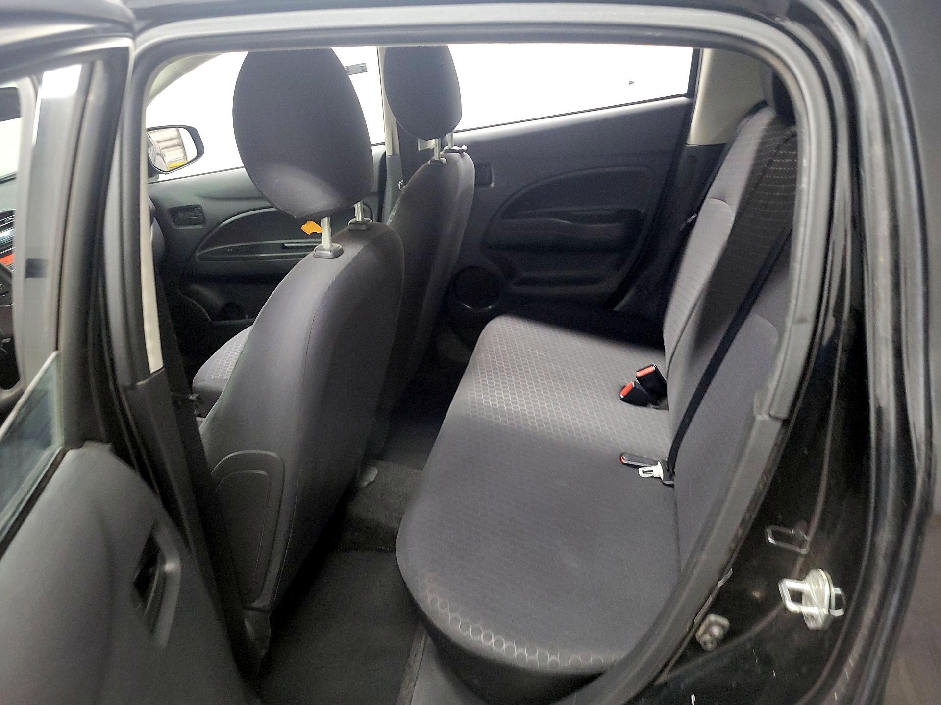 Thumbnail: 2015 Mitsubishi Mirage - 14