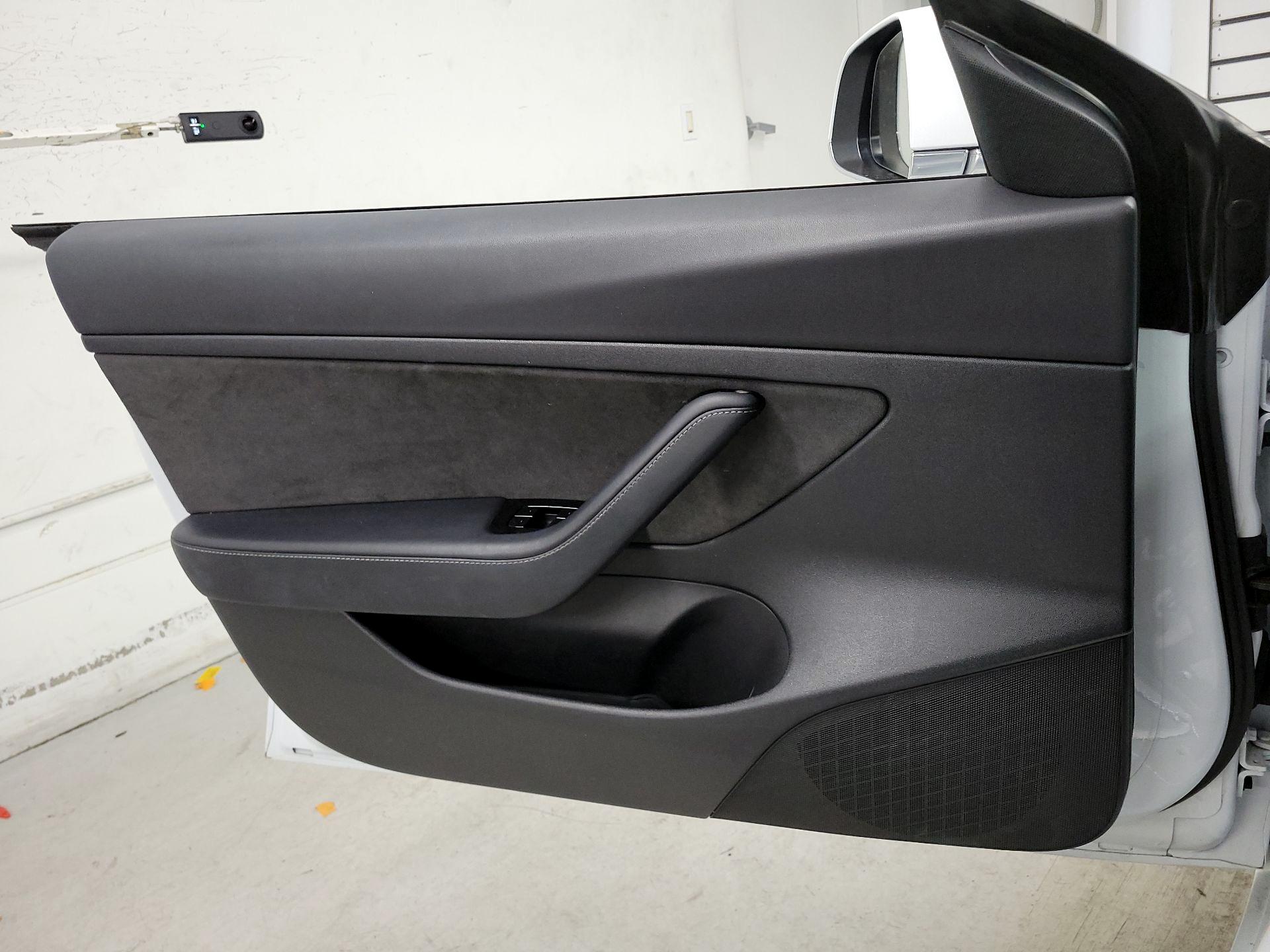 Thumbnail: 2020 Tesla Model 3 - 10