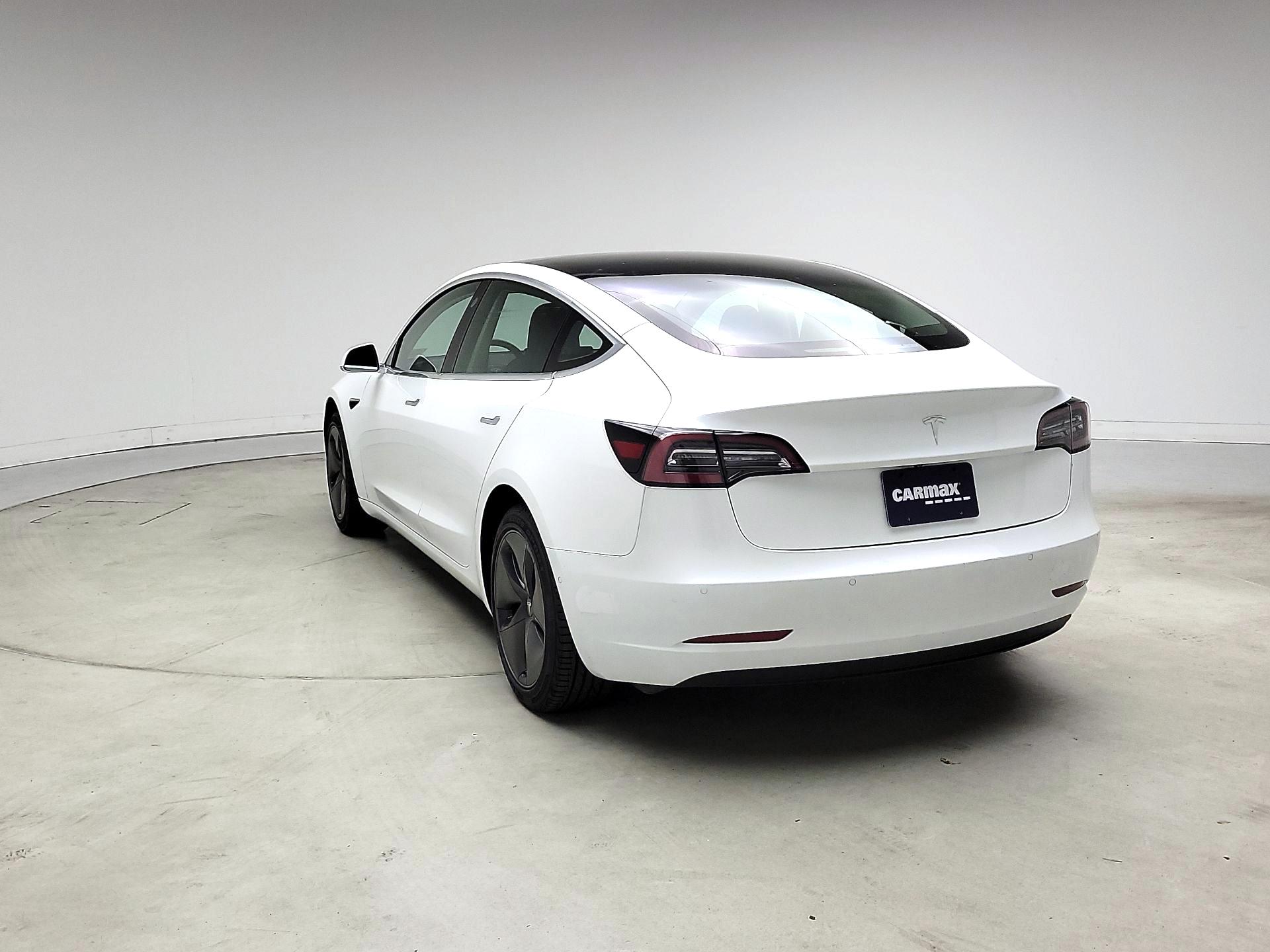 Thumbnail: 2020 Tesla Model 3 - 7