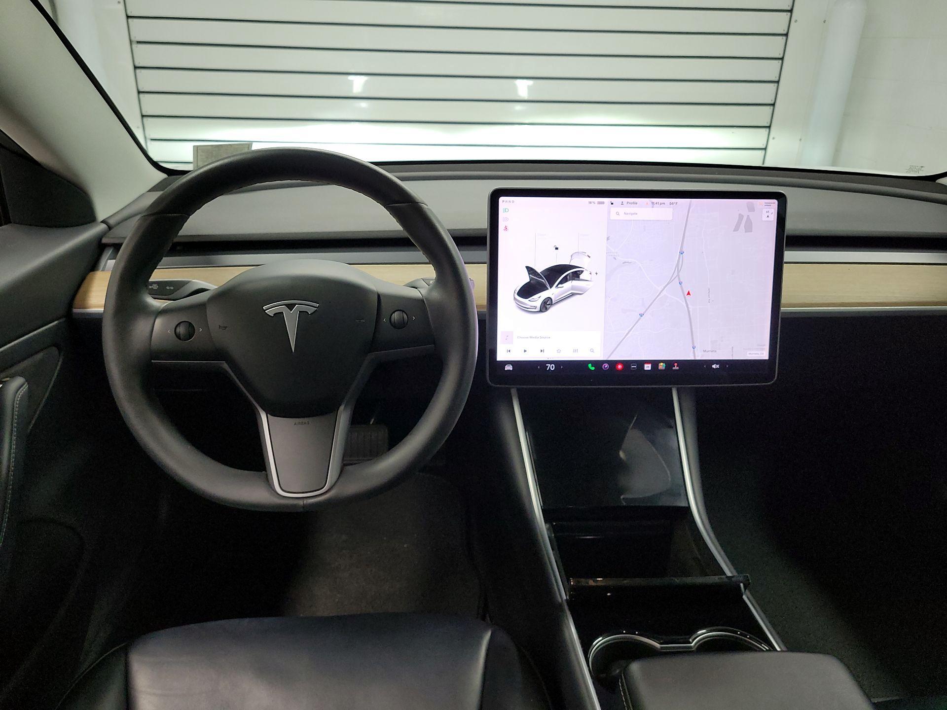 Thumbnail: 2020 Tesla Model 3 - 8