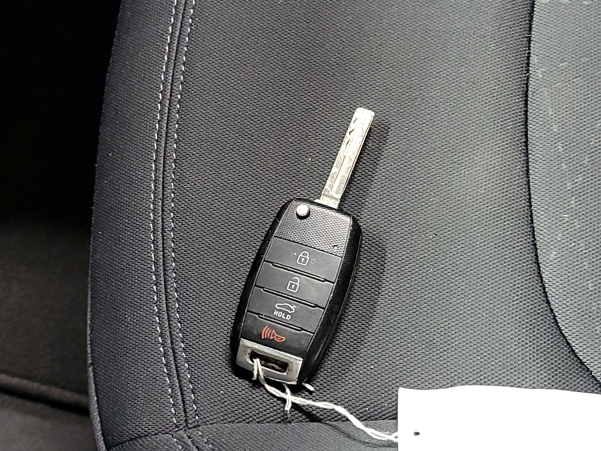 Thumbnail: 2015 Kia Rio5 - 18