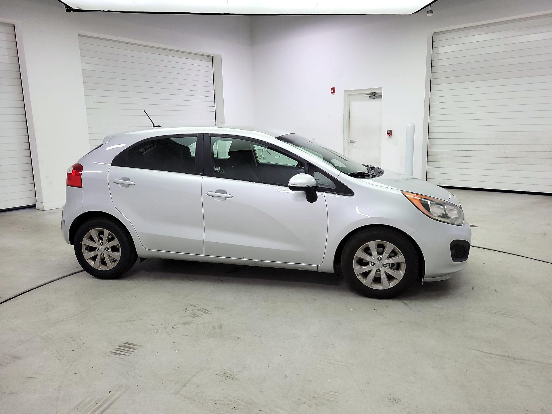 Thumbnail: 2015 Kia Rio5 - 4