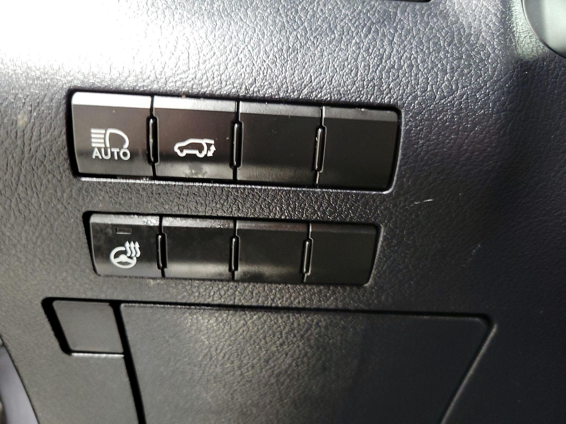 Thumbnail: 2018 Lexus RX - 11