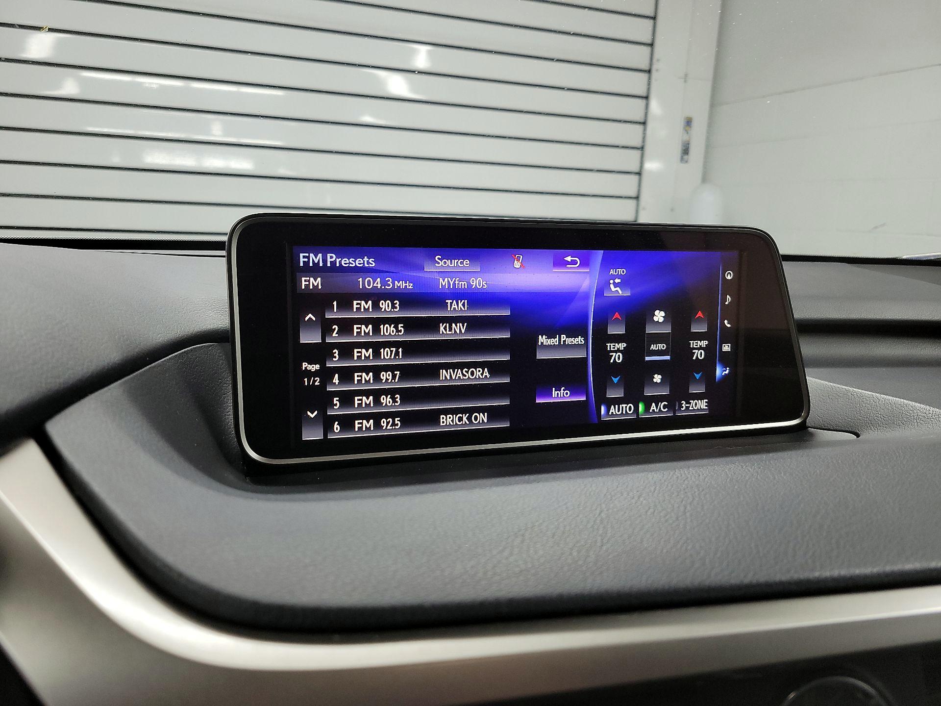 Thumbnail: 2018 Lexus RX - 14