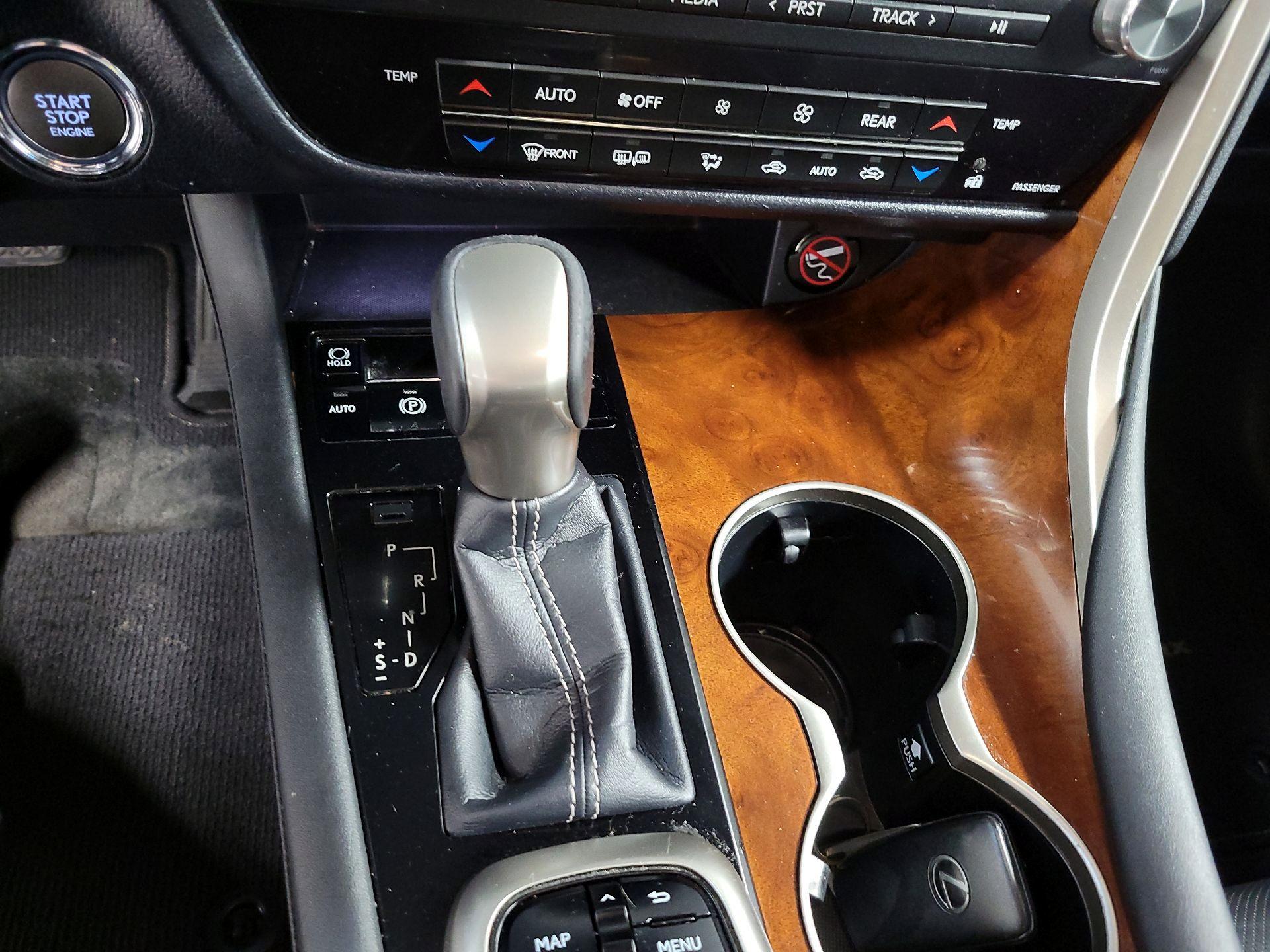 Thumbnail: 2018 Lexus RX - 16