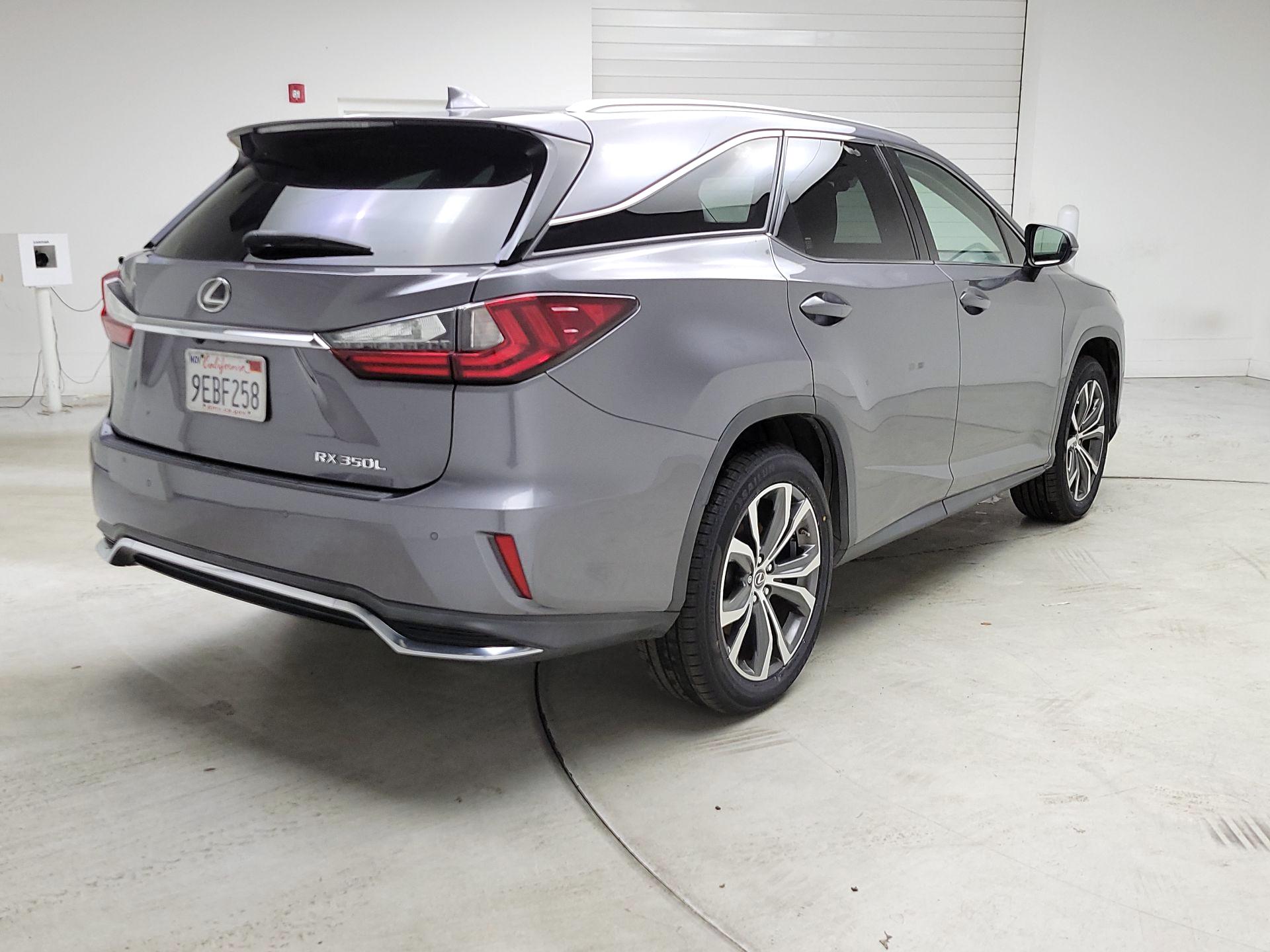 Thumbnail: 2018 Lexus RX - 5